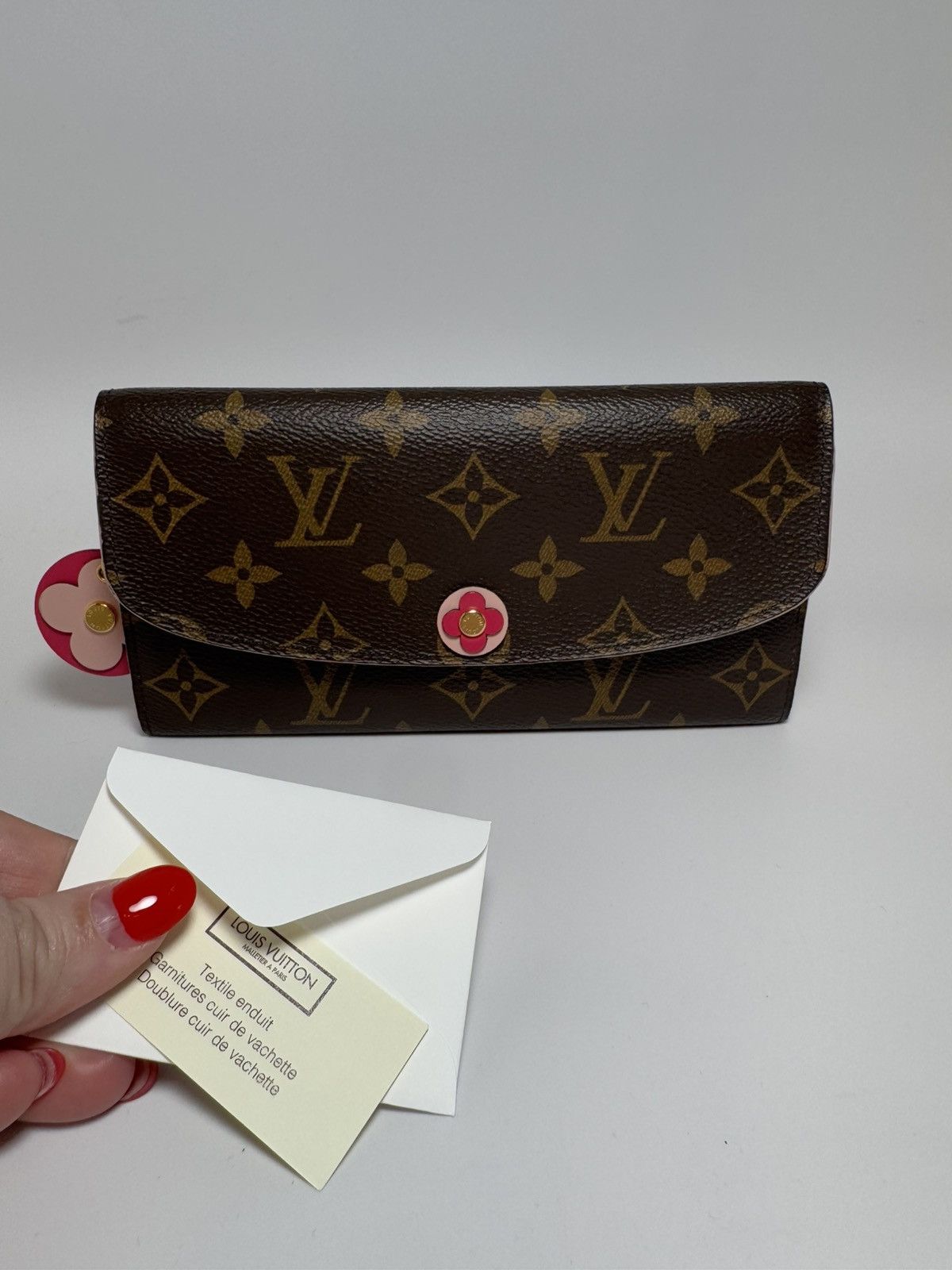 Louis Vuitton Louis Vuitton Emilie Bloom Fuchsia Monogram Wallet Size ONE SIZE - 13 Thumbnail