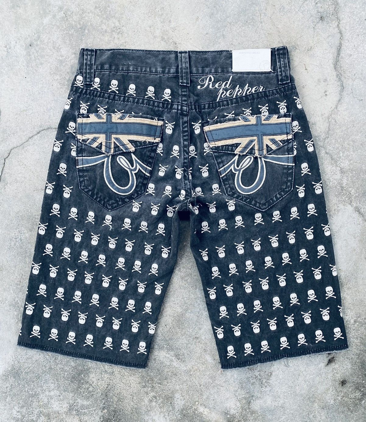 Vintage Vintage Red Pepper Skull Jorts Pants Size US 33 - 2 Thumbnail