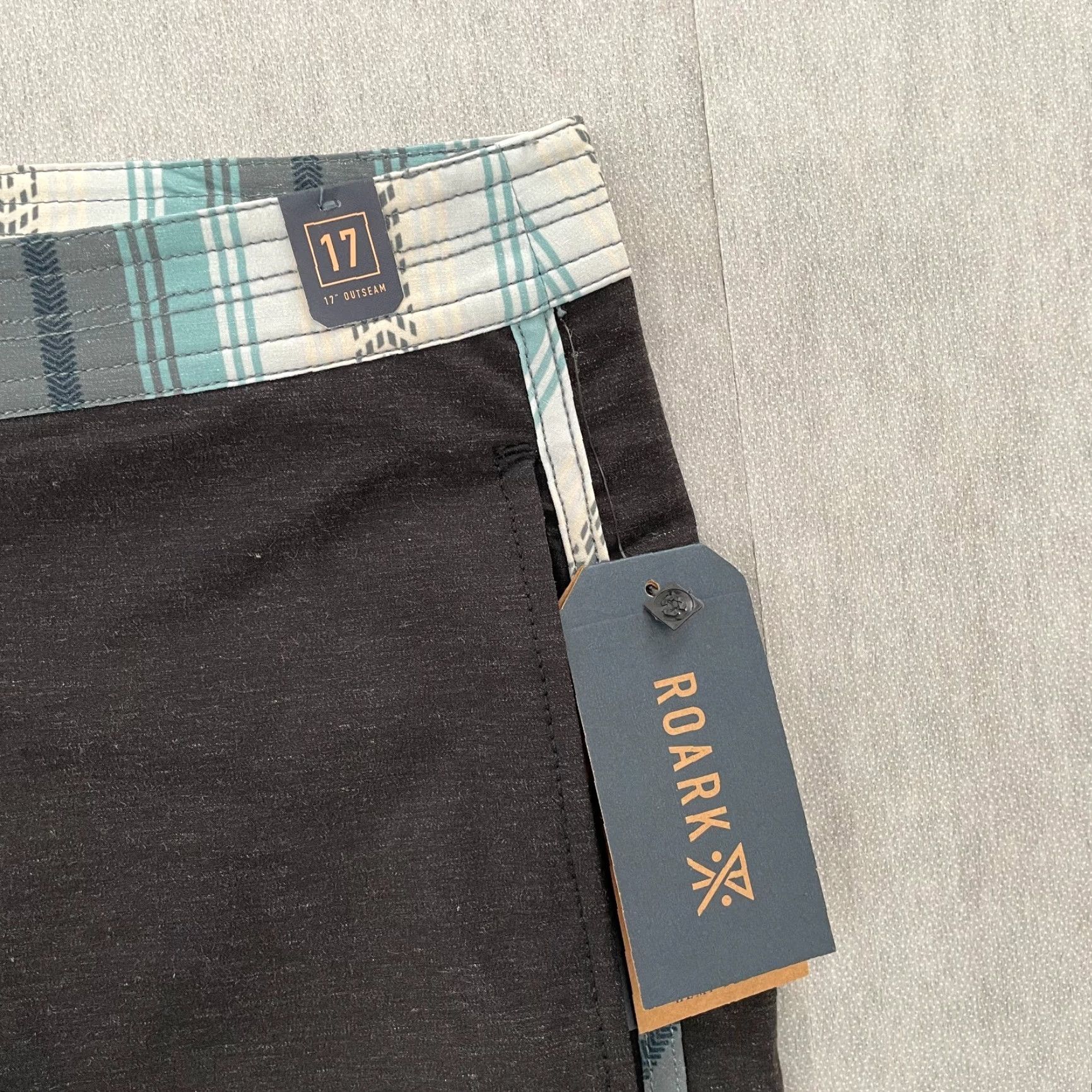 Roark Roark Shorts Mens 38 Black The Chiller Boardshorts Hemp Blend Adult Regular Inseam 6in Pockets Drawstring NEW Size US 38 / EU 54 - 5 Thumbnail