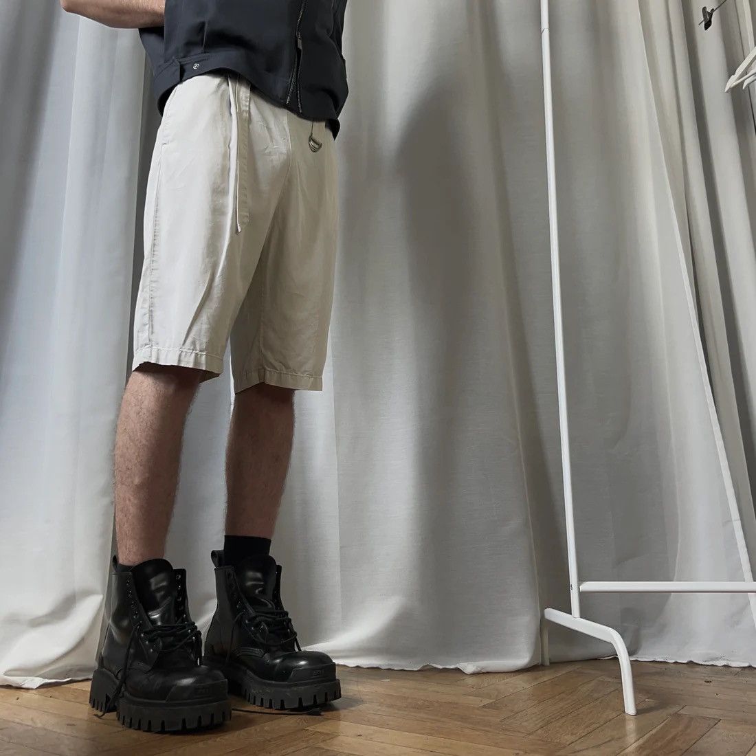 Maison Margiela MM6 Maison Martin Margiela Belted Lyocell Shorts Size US 30 / EU 46 - 2 Thumbnail