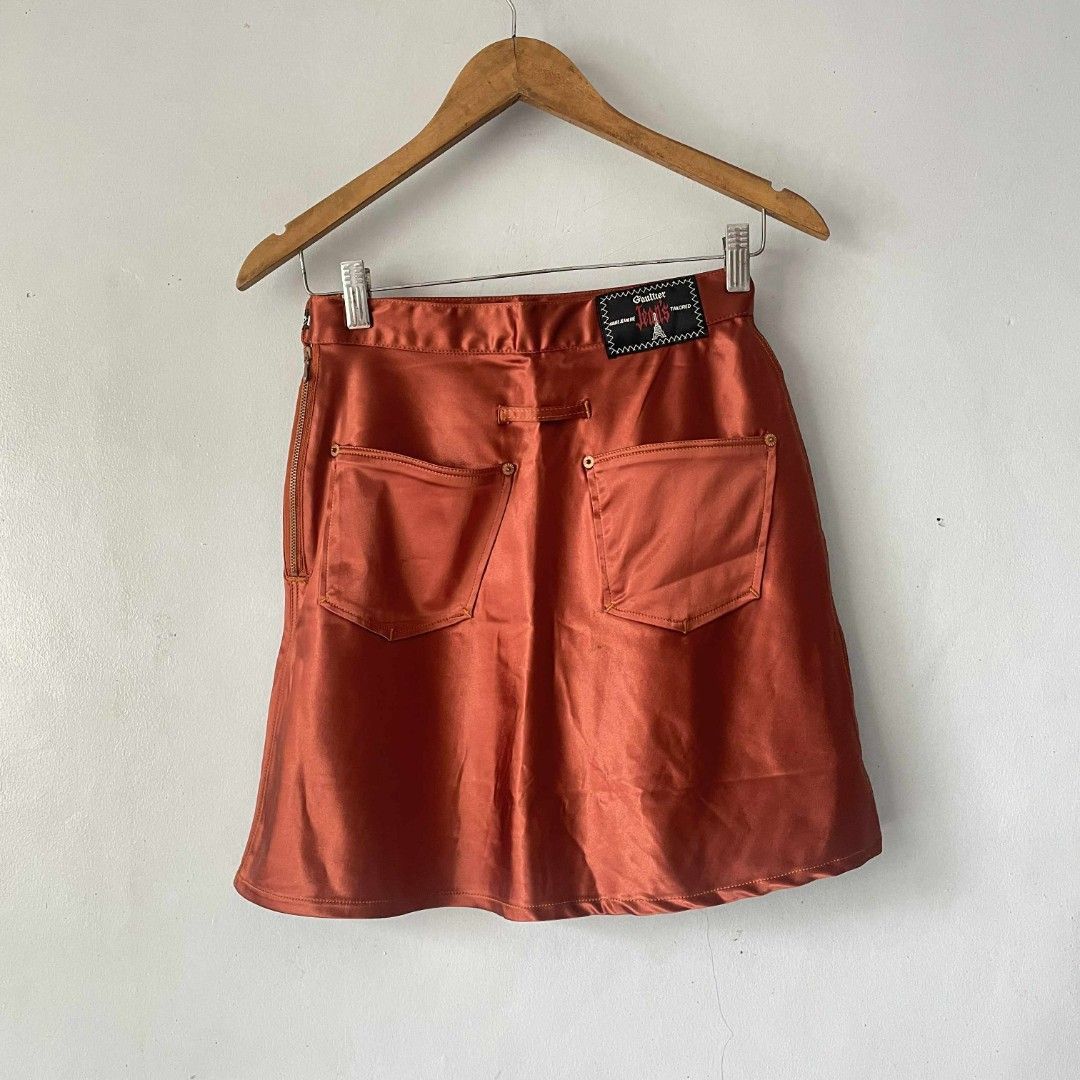 Jean Paul Gaultier Jean Paul Gaultier Satin Mini Skirt Size 27" / US 4 / IT 40 - 2 Thumbnail