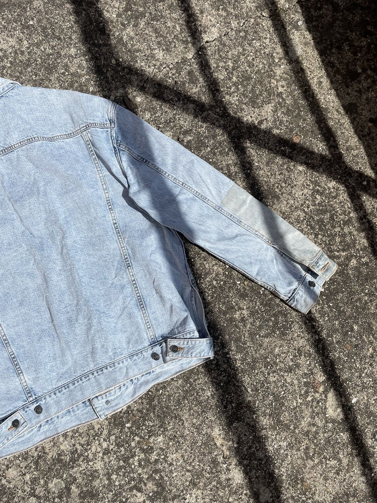 Japanese Brand 2019SS Runway JNBY Overprint light denim jacket Size XL / US 12-14 / IT 48-50 - 9 Thumbnail