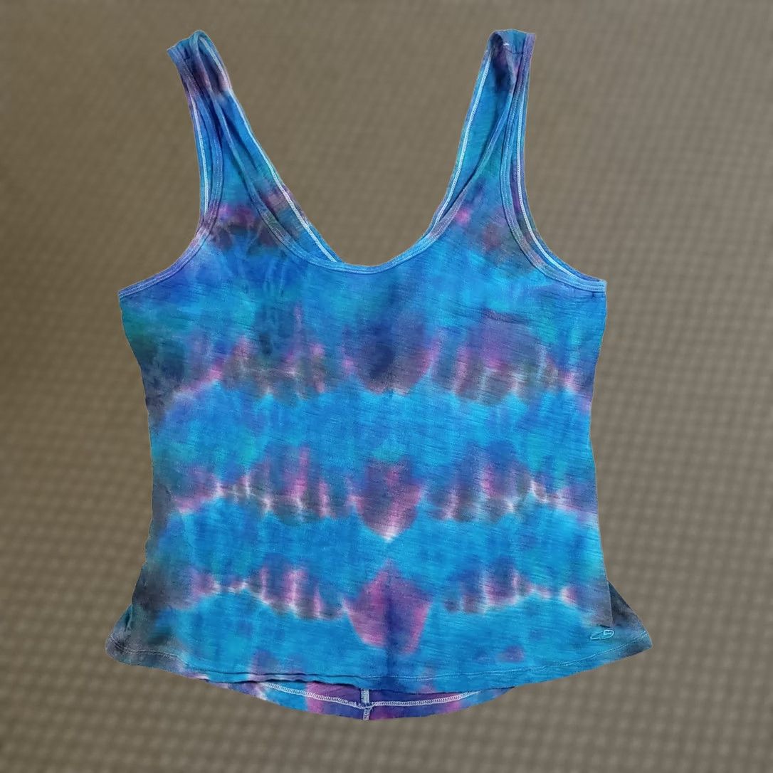 Champion VINTAGE Champion Tie Dye Muscle Tank Top Shirt Women's M Blue Scoop Neck V Back Shirt Size M / US 6-8 / IT 42-44 - 1 Thumbnail