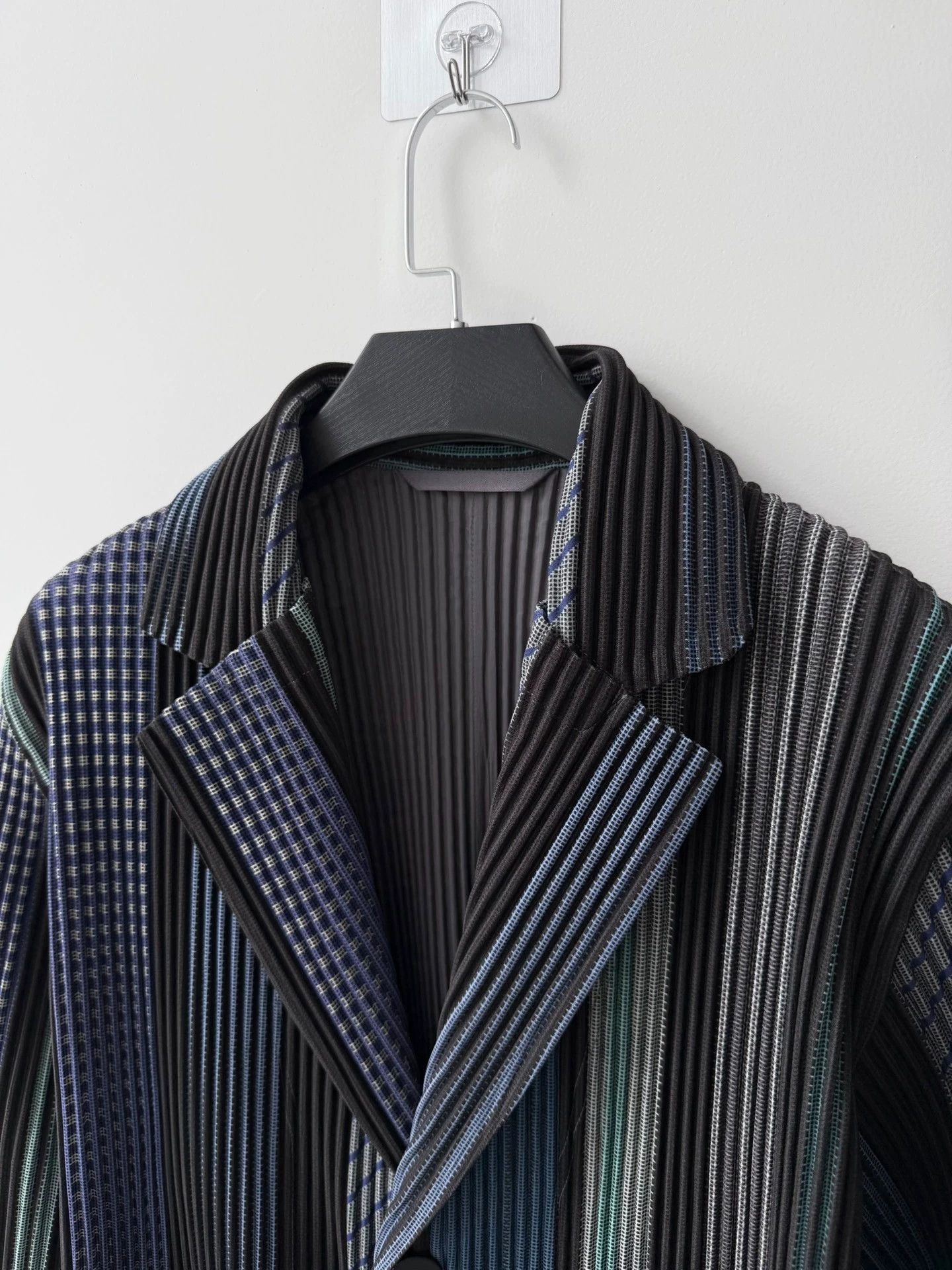 Issey Miyake HOMME PLISSÉ ISSEY MIYAKE Limited Suit HP13JD180 Size US S / EU 44-46 / 1 - 4 Thumbnail