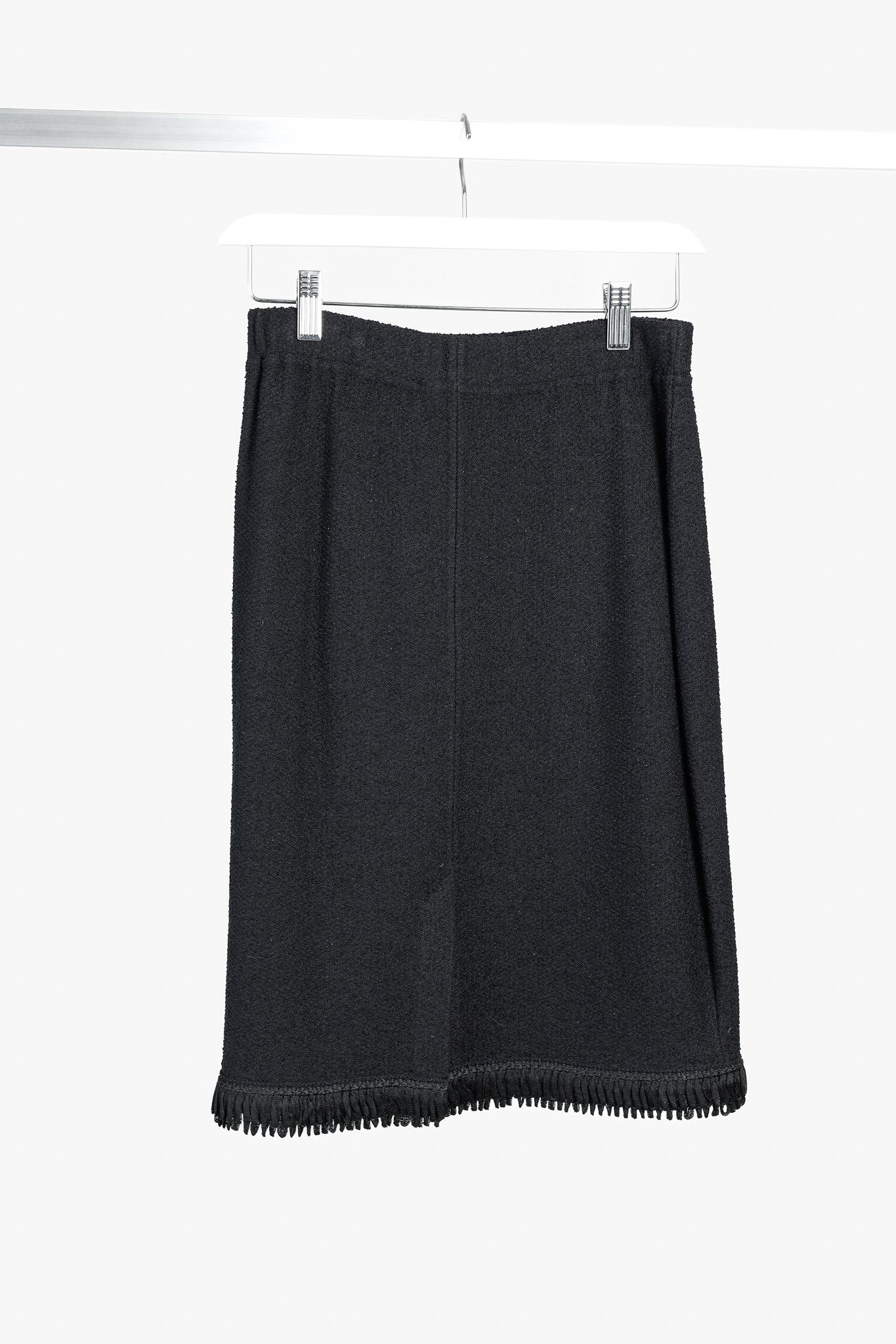 St. John St. John Fringe Hem Black Knit Skirt Size 26" / US 2 / IT 38 - 2 Thumbnail