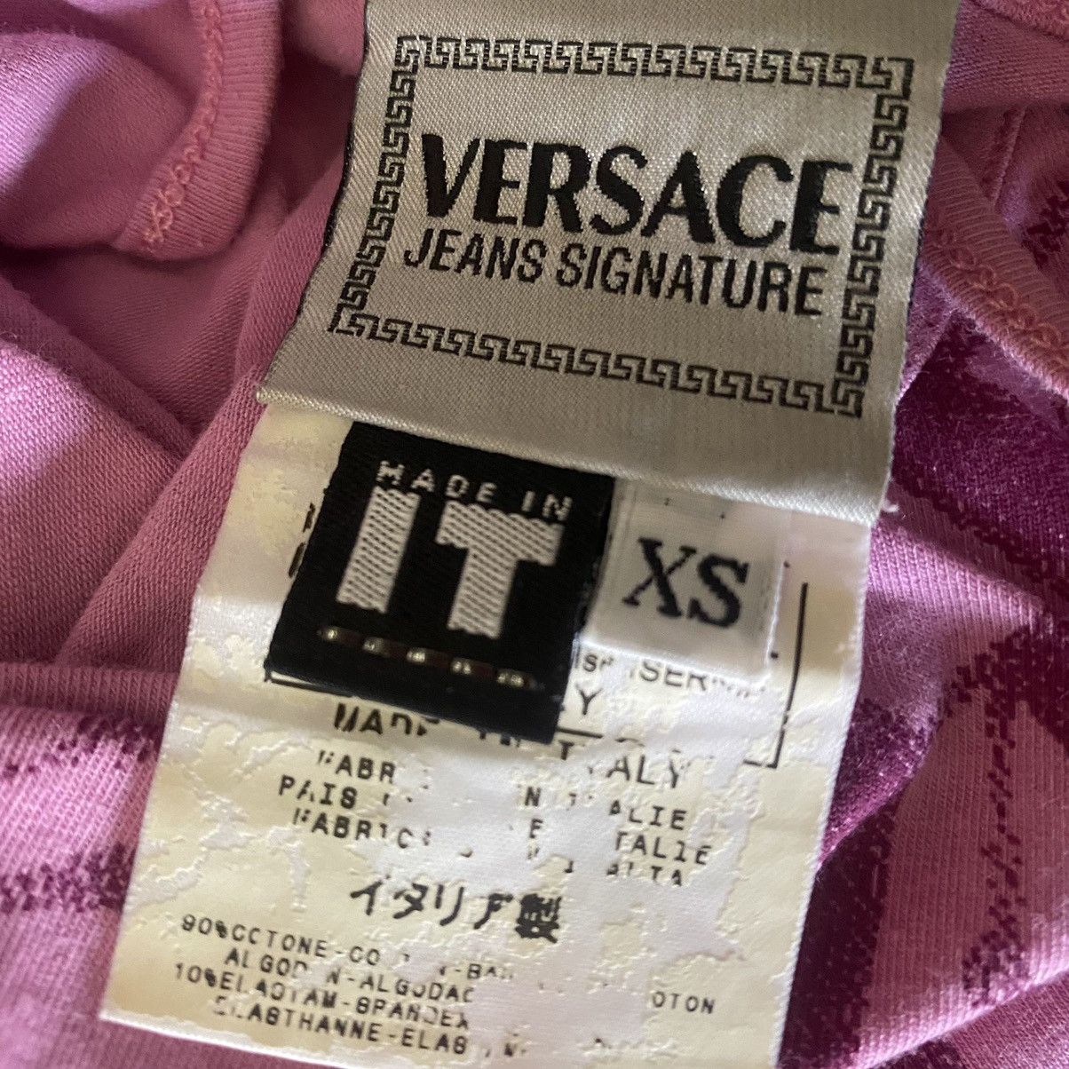 Versace × Versace Jeans Couture Vintage Versace Jeans Signature DV Gothic Font Tank Top Size XS / US 0-2 / IT 36-38 - 3 Thumbnail