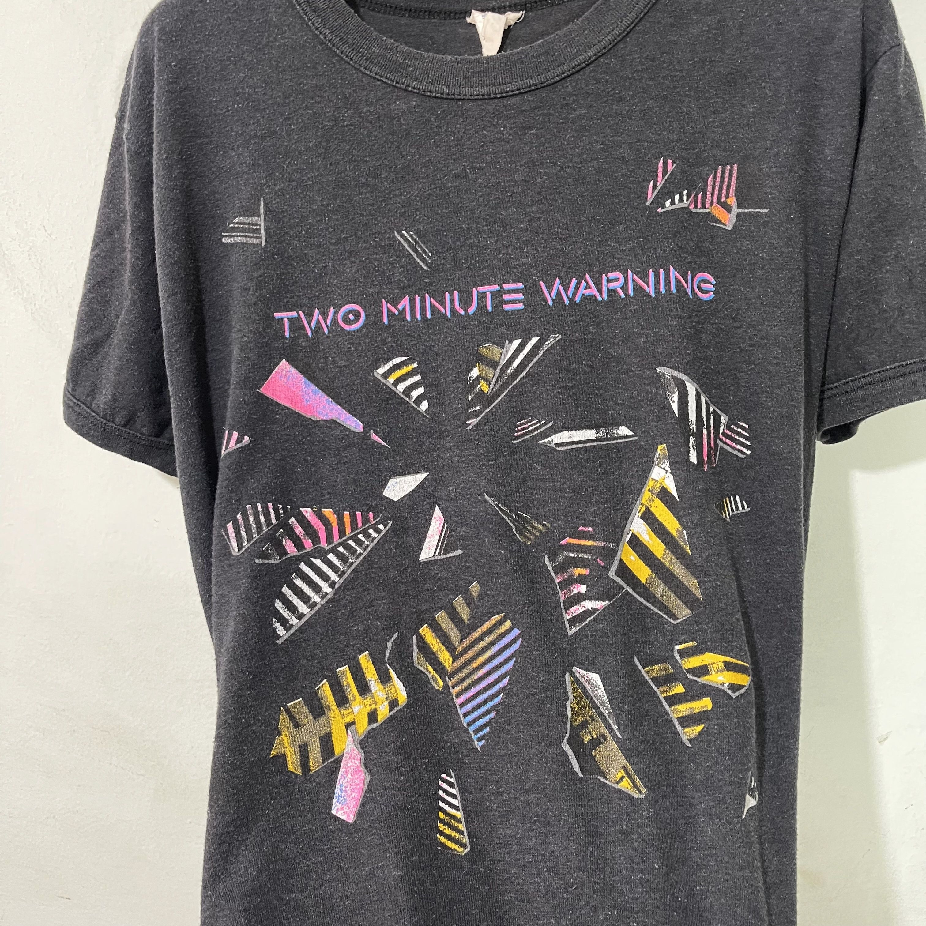 Band Tees Vintage 1985 The Angels Two Minute Warning Shirt Size US S / EU 44-46 / 1 - 2 Thumbnail