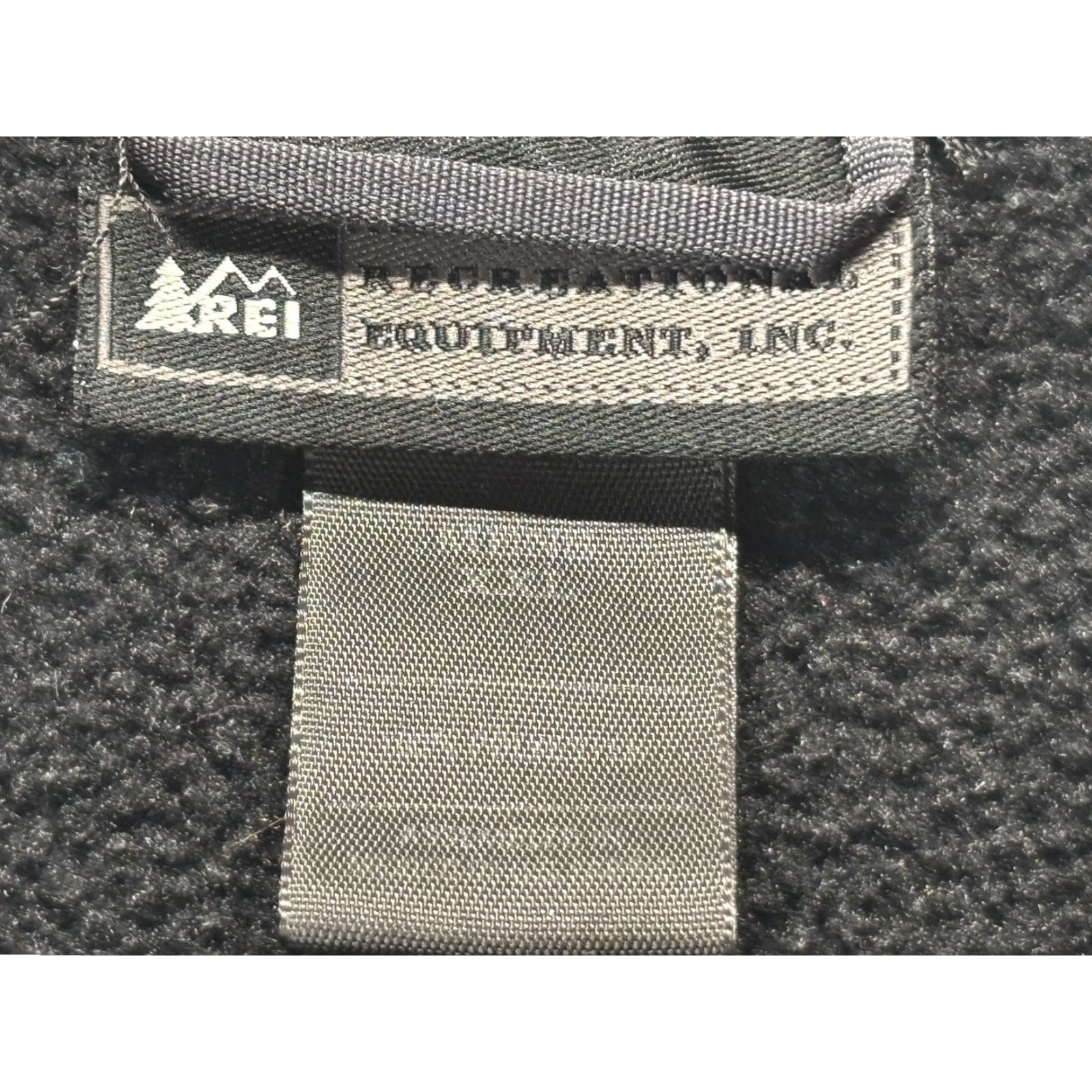 Vintage REI Fleece Pullover Jacket 2XL XXL Mens Black 1/4 Zip Outdoors Hiking Zip Fleece Front Pocket Casual Travel Outdoor Jacket Size 2XL Men Black Size US XXL / EU 58 / 5 - 4 Thumbnail