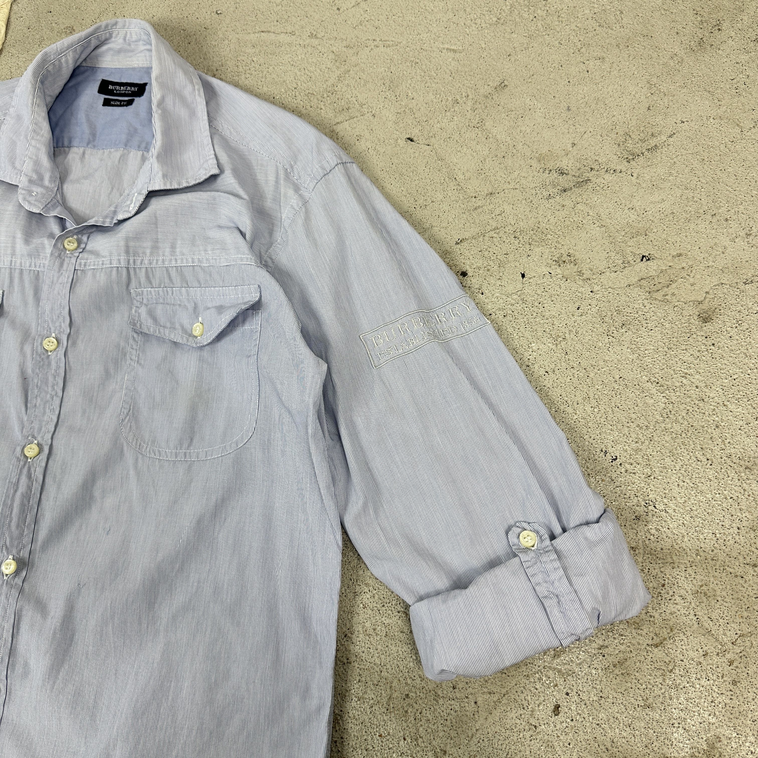 Burberry × Vintage Vintage Casual Y2K Elegant Burberry Shirt Size US M / EU 48-50 / 2 - 3 Thumbnail