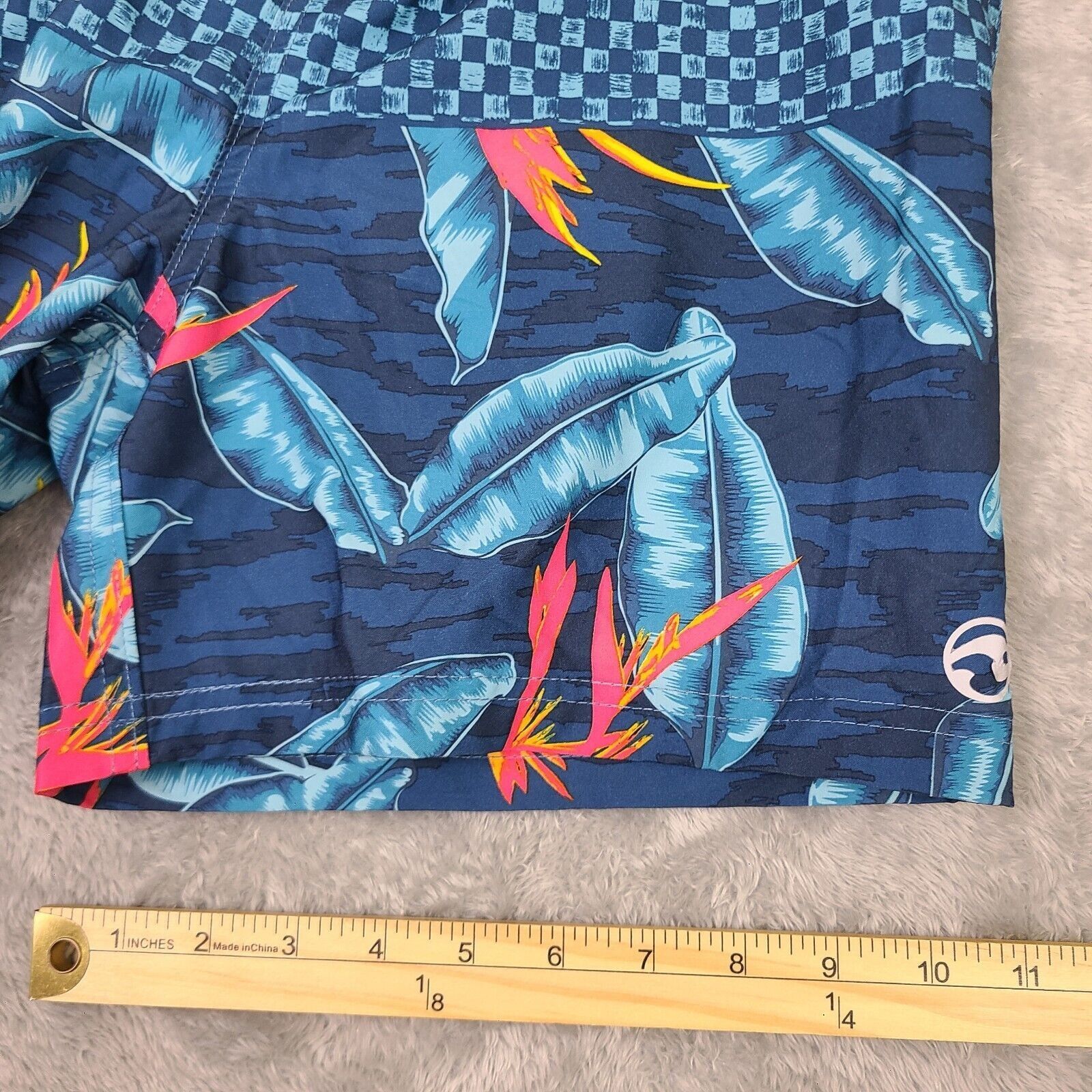 Ocean Current Ocean Current Board Shorts Men’s Blue Pink Gray Lined Hawai Size US 35 - 9 Thumbnail
