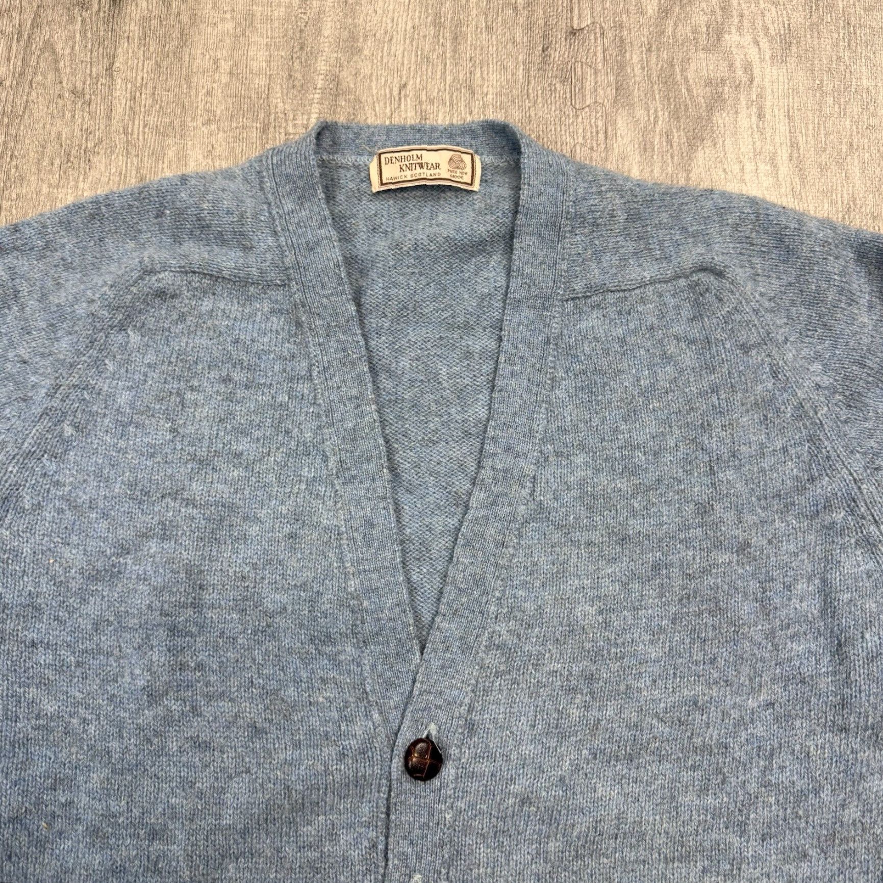 Vintage VINTAGE Denholm Scotland Shetland Wool Cardigan Mens Blue 5-Button Knit Pockets Classic 80s 90s Size L / US 10 / IT 46 - 2 Thumbnail