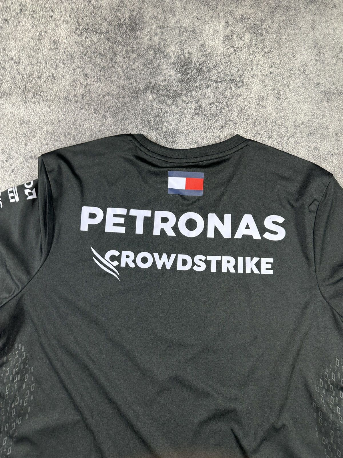Mercedes-Benz F-1 Mercedes Benz AMG Polo Petronas Racing Logo Rare XL USA Size US XL / EU 56 / 4 - 5 Thumbnail