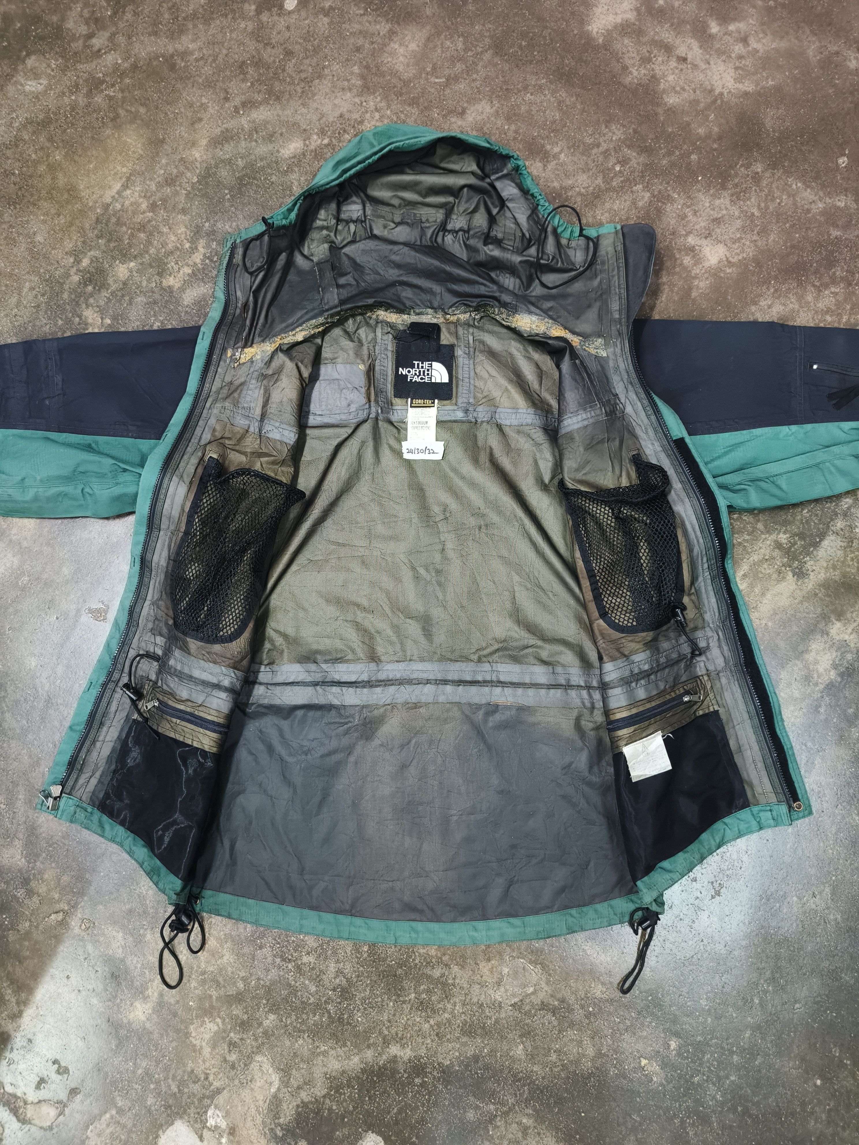 The North Face The North Face Vintage 90's Mountain Light Jacket Hood Size US M / EU 48-50 / 2 - 7 Thumbnail