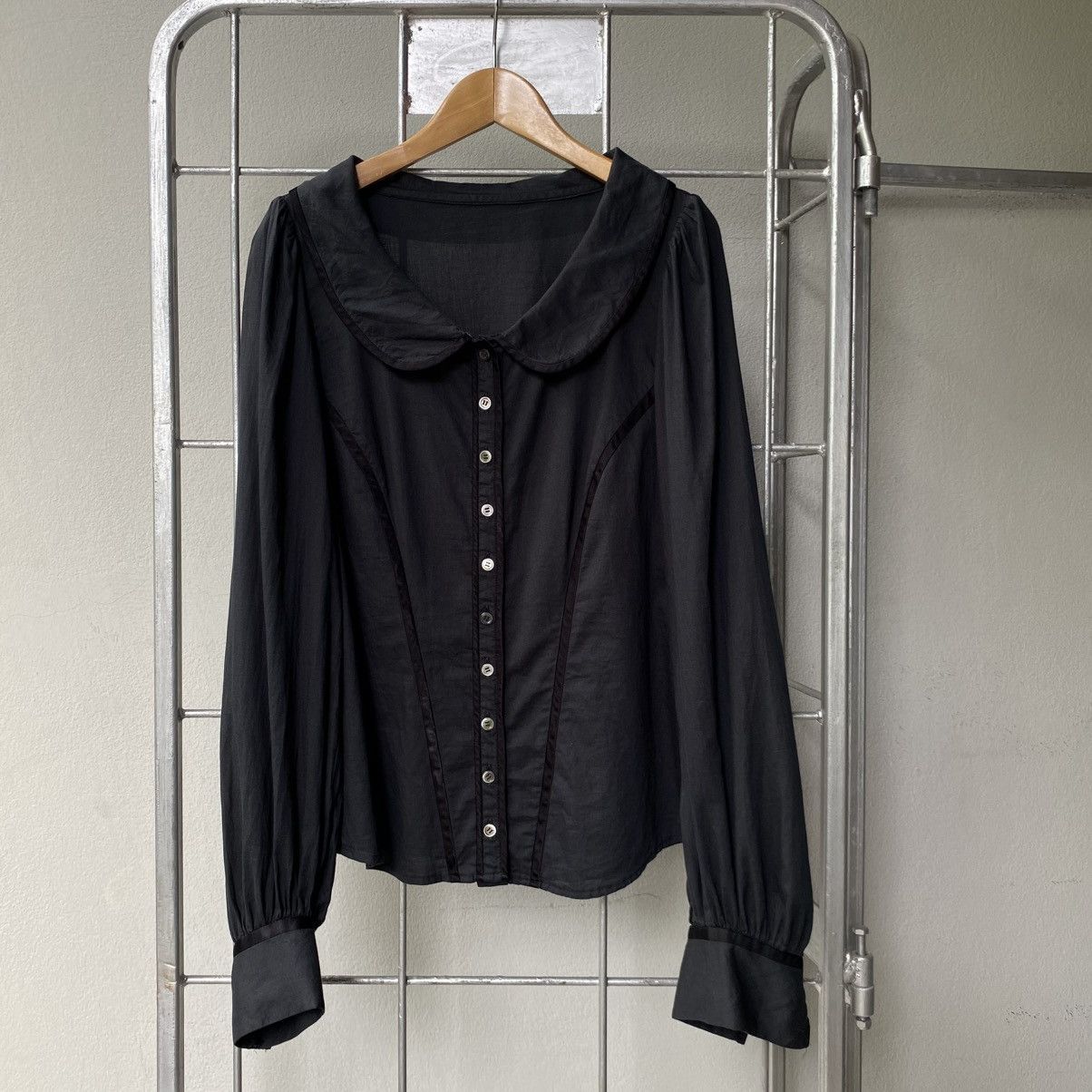 Tsumori Chisato Tsumori Chisato Black Long Sleeve Blouse Peter Pan Collar Size XS / US 0-2 / IT 36-38 - 15 Thumbnail