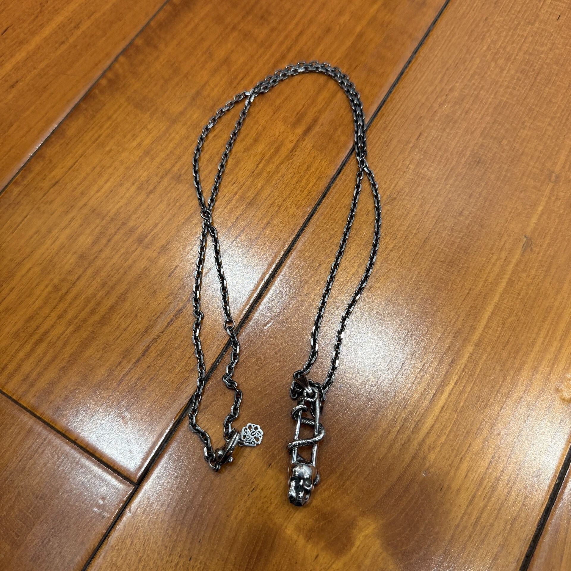 Alexander McQueen Alexander McQueen Skull Safety Pin Necklace Size ONE SIZE - 1 Thumbnail