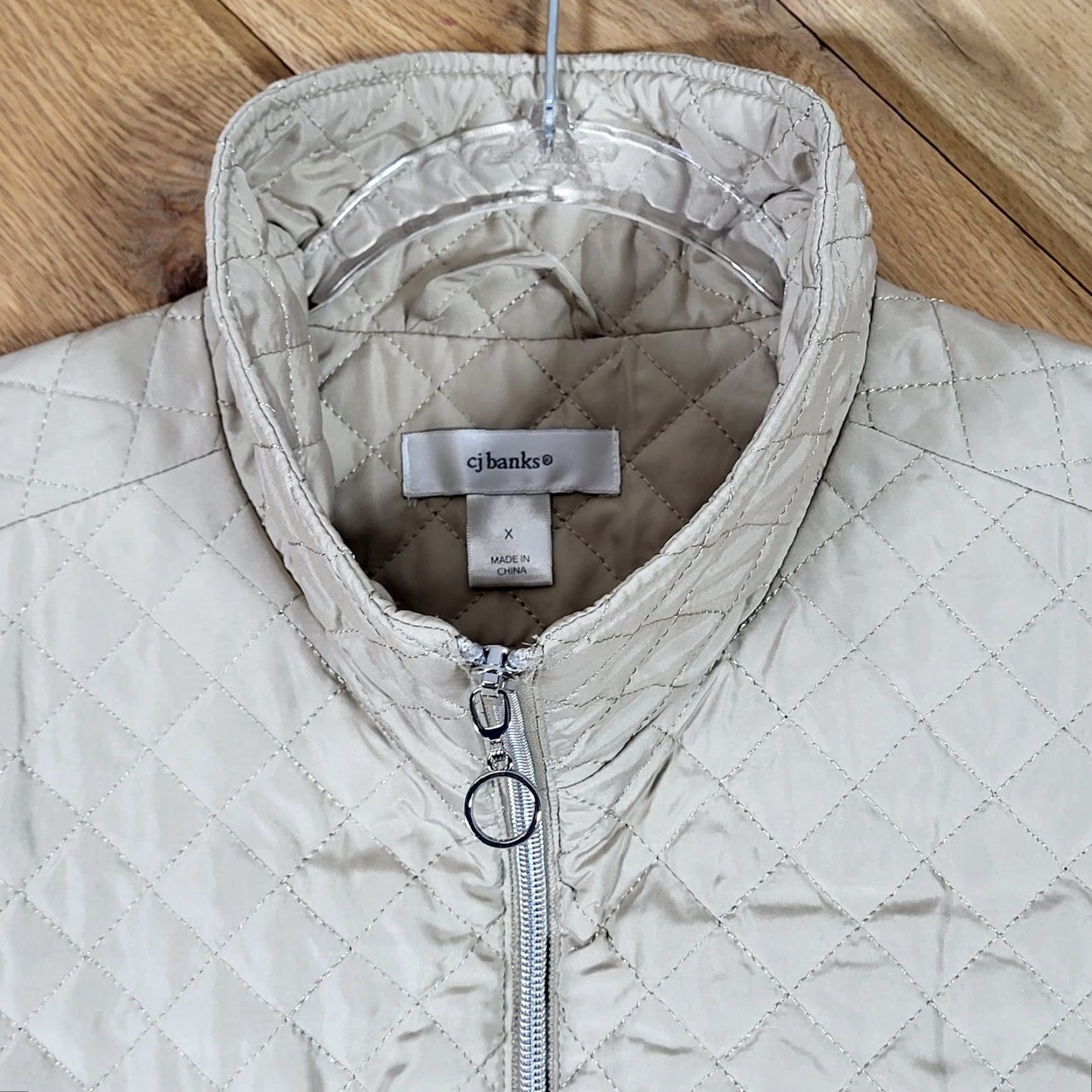 Vintage CJ Banks Quilted Vest Womens Size 0X Beige Zip Pockets Mock Neck Full Zip Mid-Length Sleeveless Casual Workwear All Seasons Vintage: No Size XL / US 12-14 / IT 48-50 - 2 Thumbnail