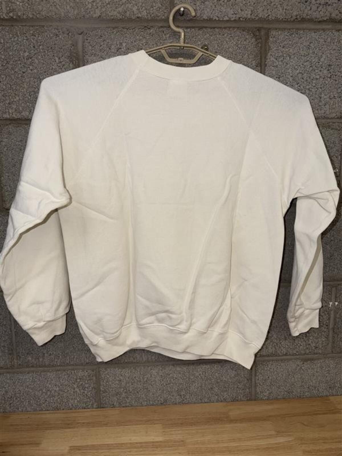 Disney Vintage Walt Disney Studios Mickey Mouse Sweatshirt XL Size US XL / EU 56 / 4 - 2 Thumbnail
