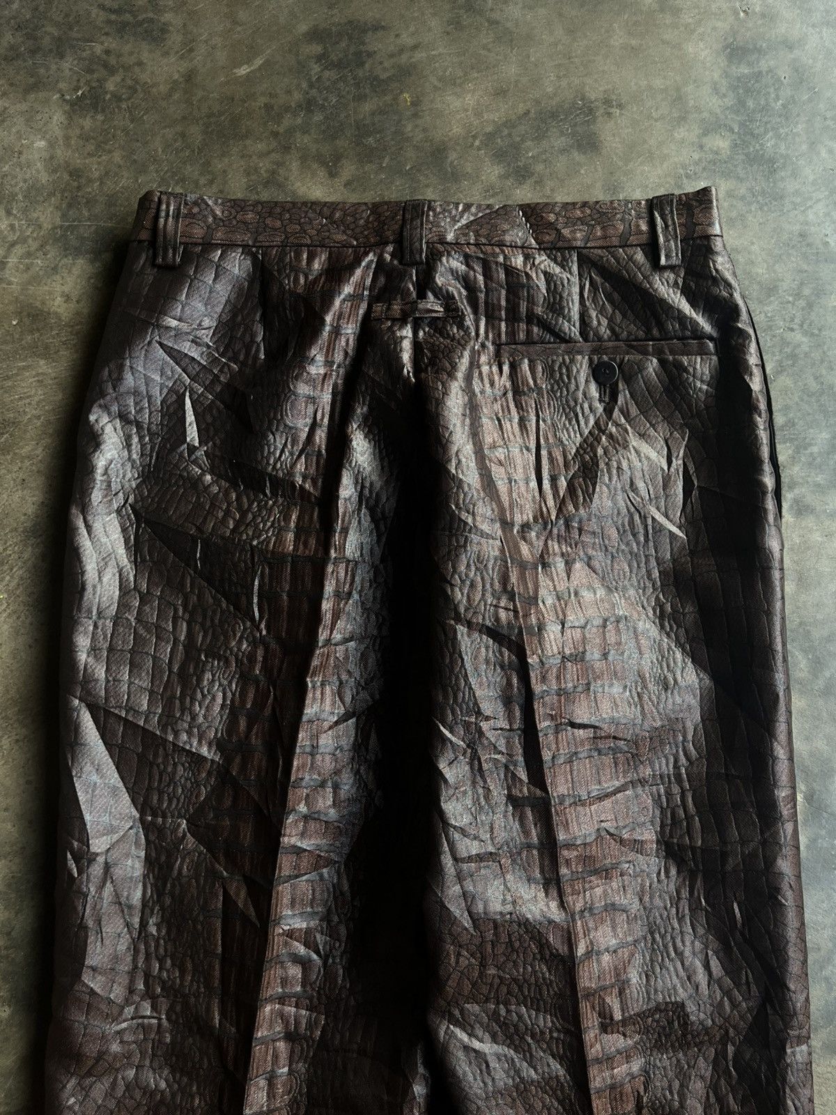 Jean Paul Gaultier JEAN PAUL GAULTIER HOMME JPG CROCODILE LEATHER EFFECT PANTS Size US 30 / EU 46 - 4 Thumbnail