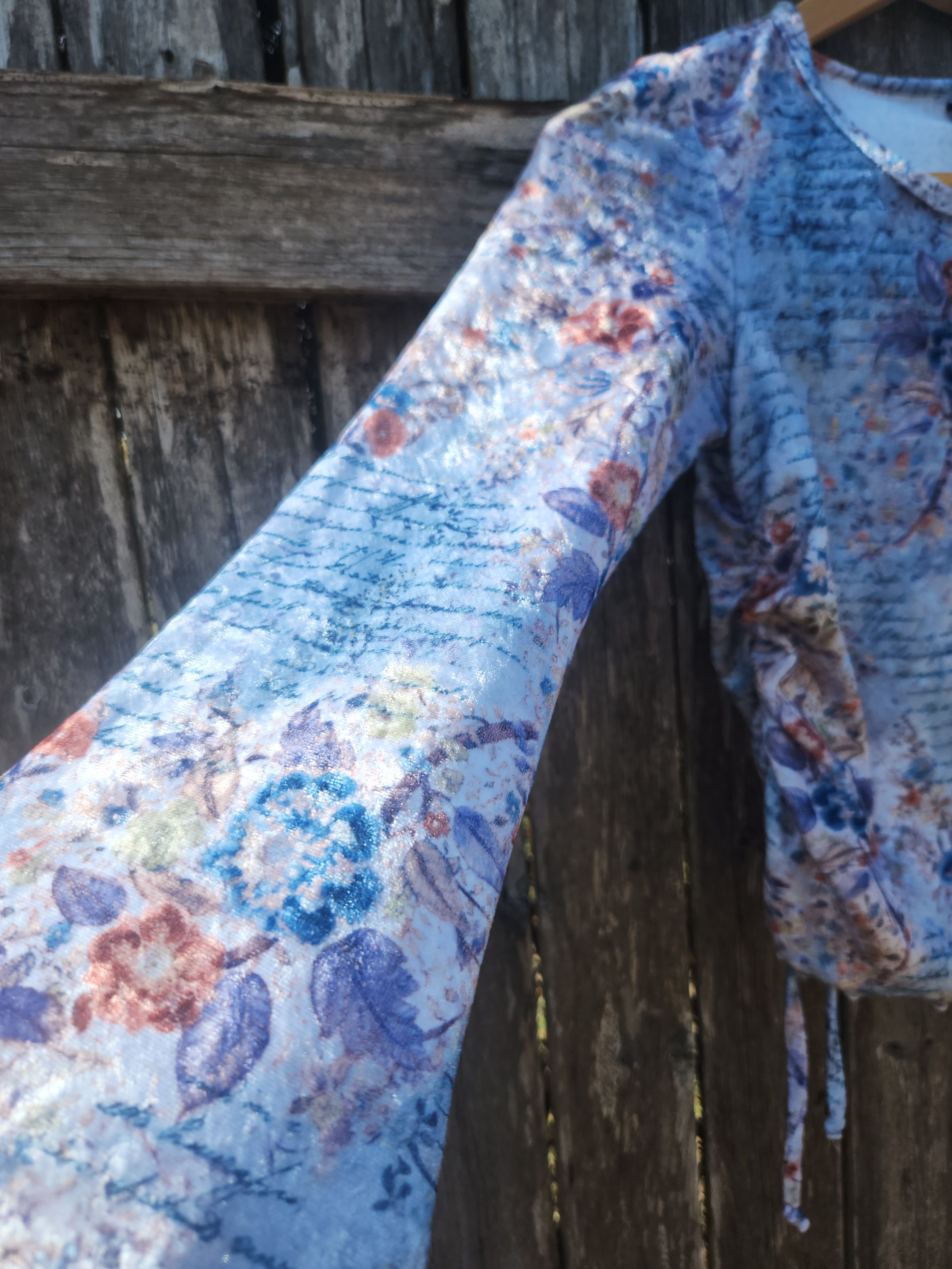 Other Earth Girl Vntg Blue Fairy Floral Boho Blouse Size M / US 6-8 / IT 42-44 - 2 Thumbnail