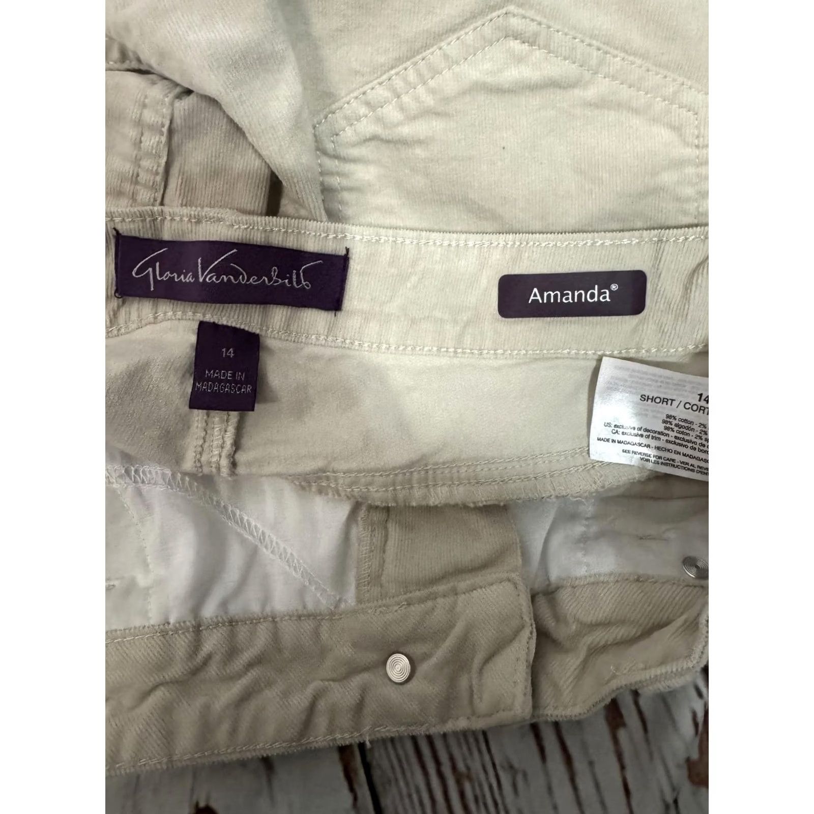 Gloria Vanderbilt Gloria Vanderbilt Amanda Women's Casual Pants Beige Size 12 Short Regular 34x27 Pants Straight Button Front Size 24" / US 00 / IT 34 - 2 Thumbnail