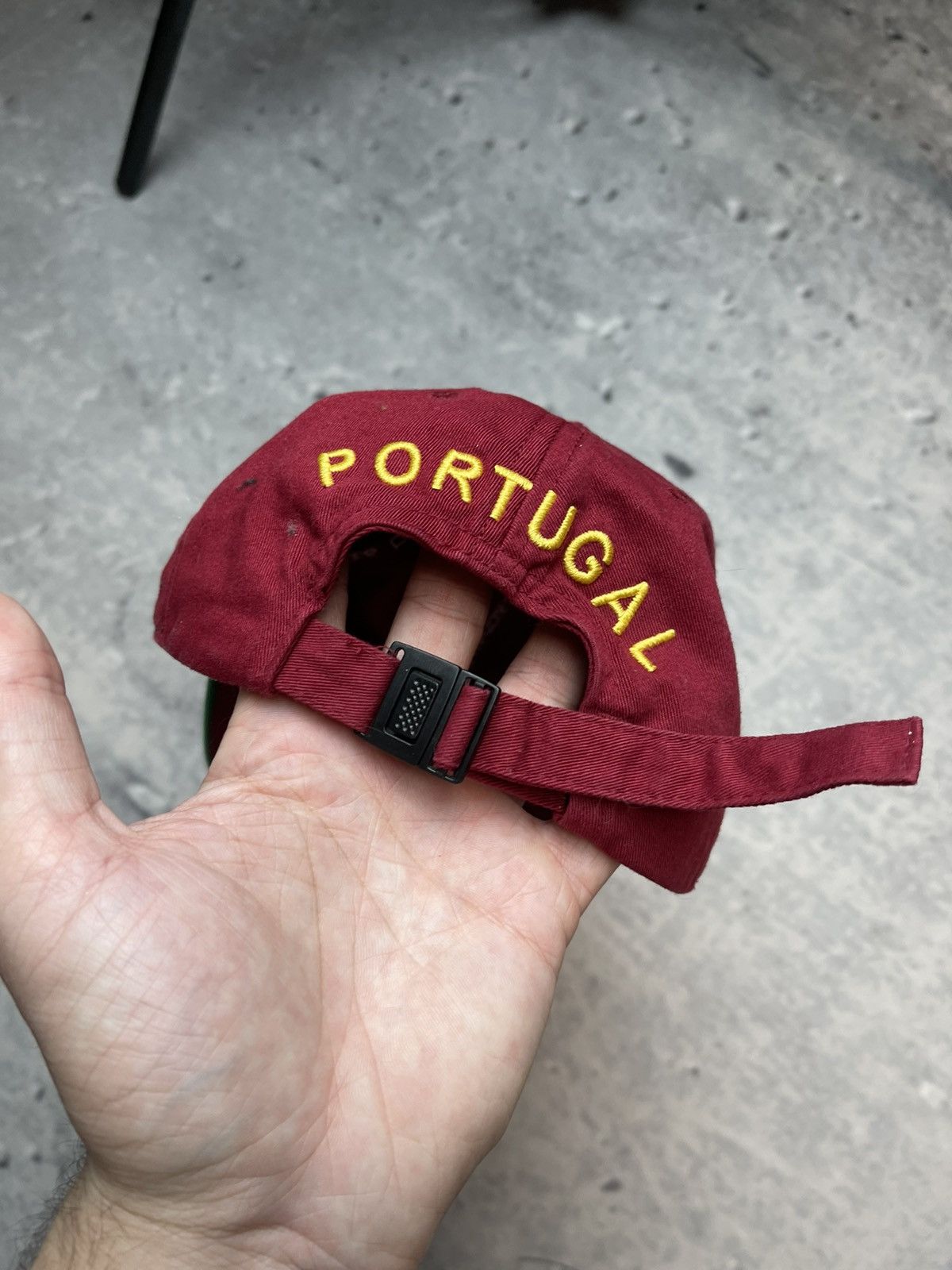Vintage Portugal cap centre logo hat Size ONE SIZE - 3 Thumbnail