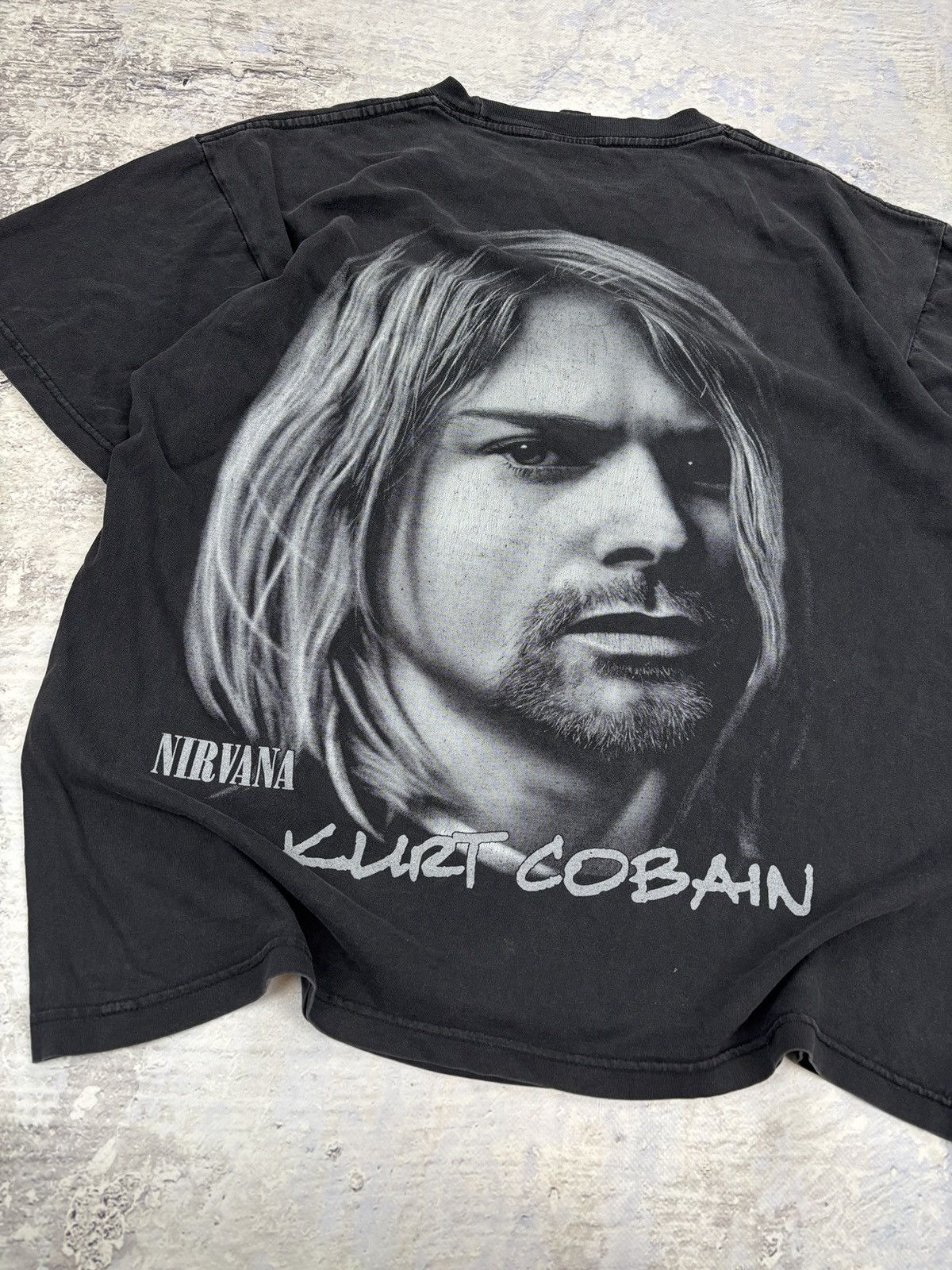 Nirvana Nirvana Kurt Cobain vintage t shirt mech rare faded cott Size US L / EU 52-54 / 3 - 6 Thumbnail