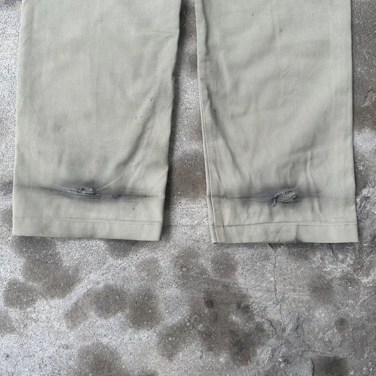 Dickies RUSTY DIRTY 🔥VTG DICKIES WORKWEAR TROUSERS KHAKI BLANK PANT Size US 34 / EU 50 - 12 Thumbnail