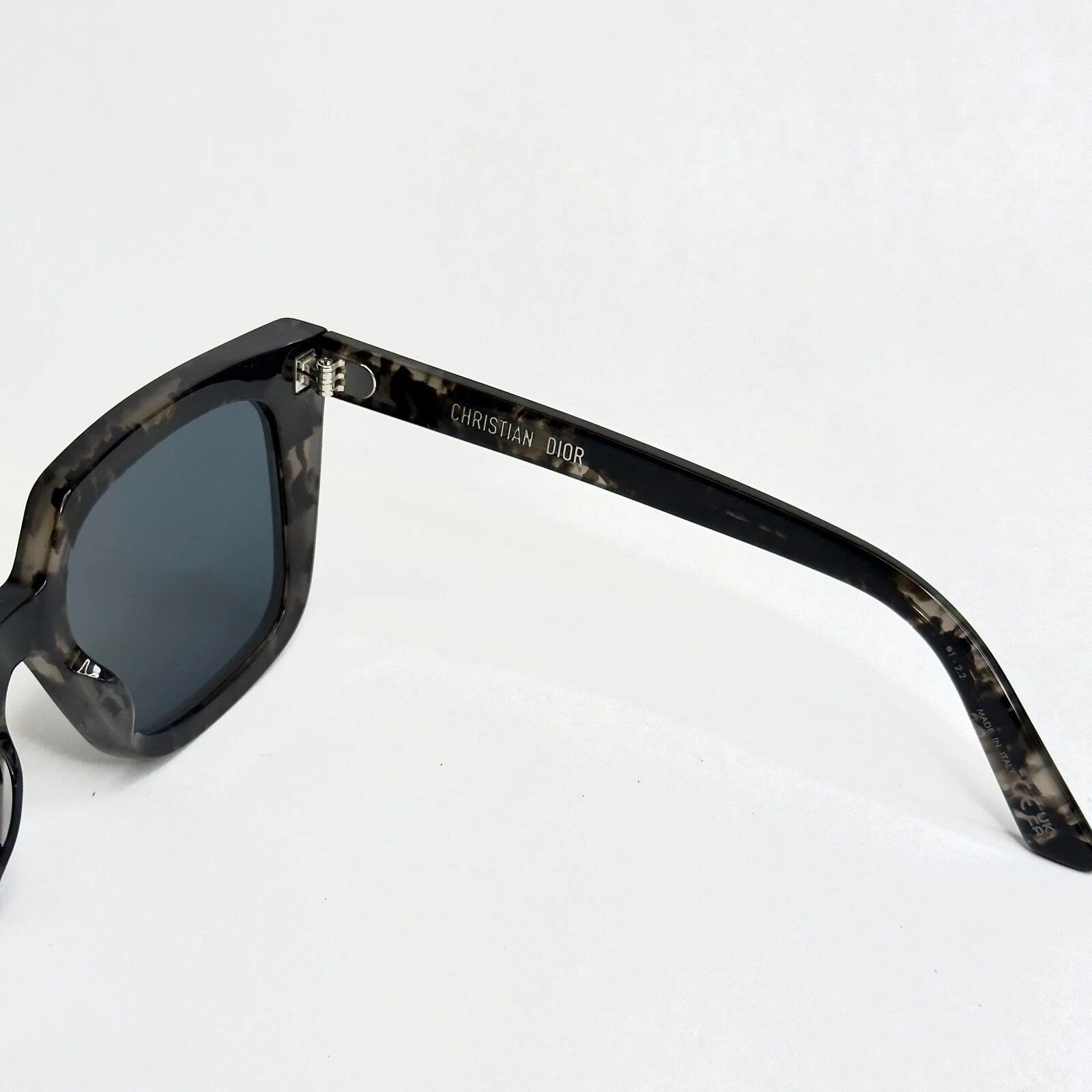 Christian Dior Monsieur CHRISTIAN DIOR MIDNIGHT S1I Sunglasses DIORMIDNIGHT CD40092I Size ONE SIZE - 4 Thumbnail