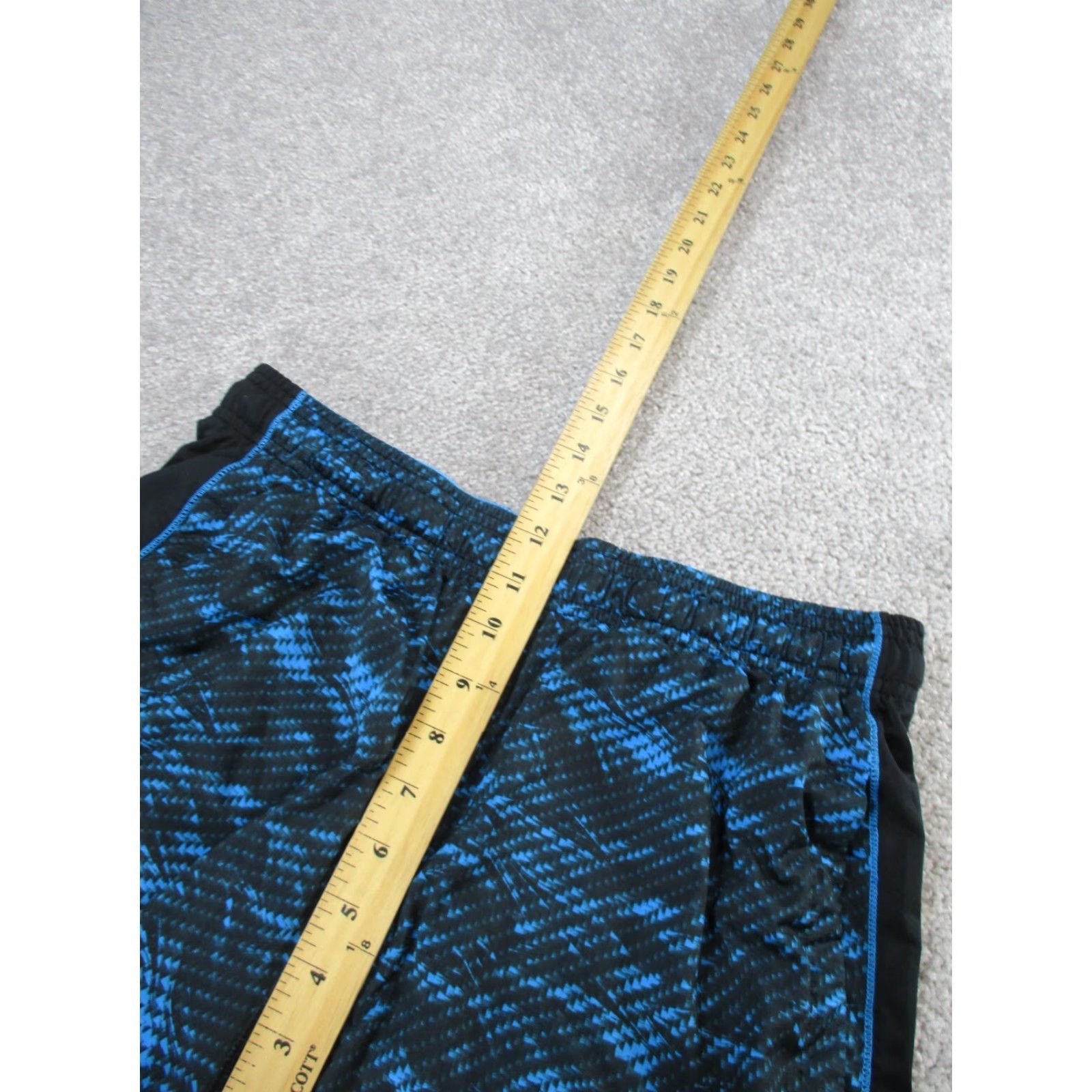 Under Armour Under Armour Shorts Mens M Blue Lightweight Basketball Athletic Level Regular Hidden Linerless Abstract Pattern Size US 31 - 6 Thumbnail