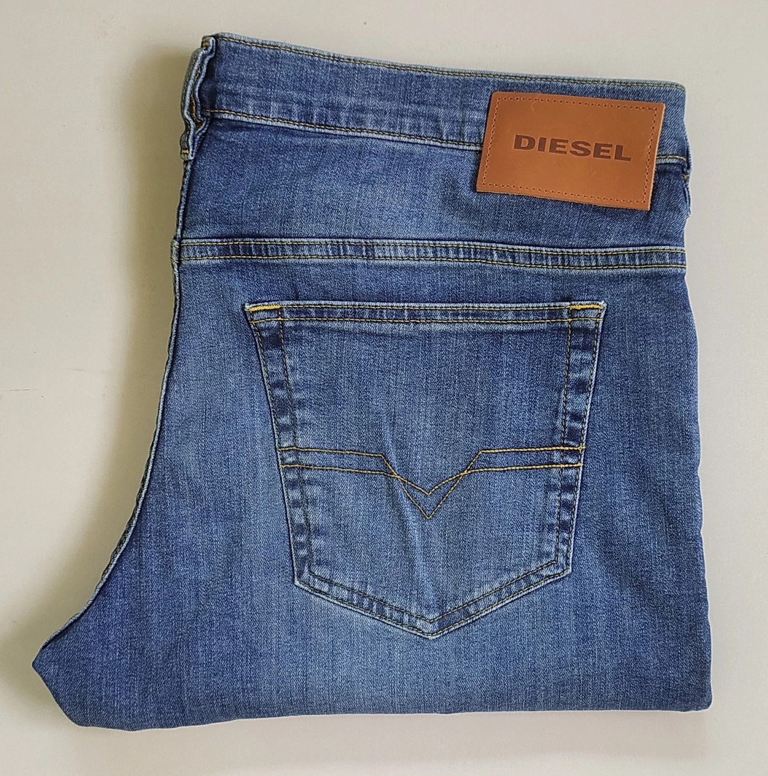 Diesel Diesel D-YENNOX L.30 MENS JEANS T/9881 Size US 36 / EU 52 - 1 Thumbnail