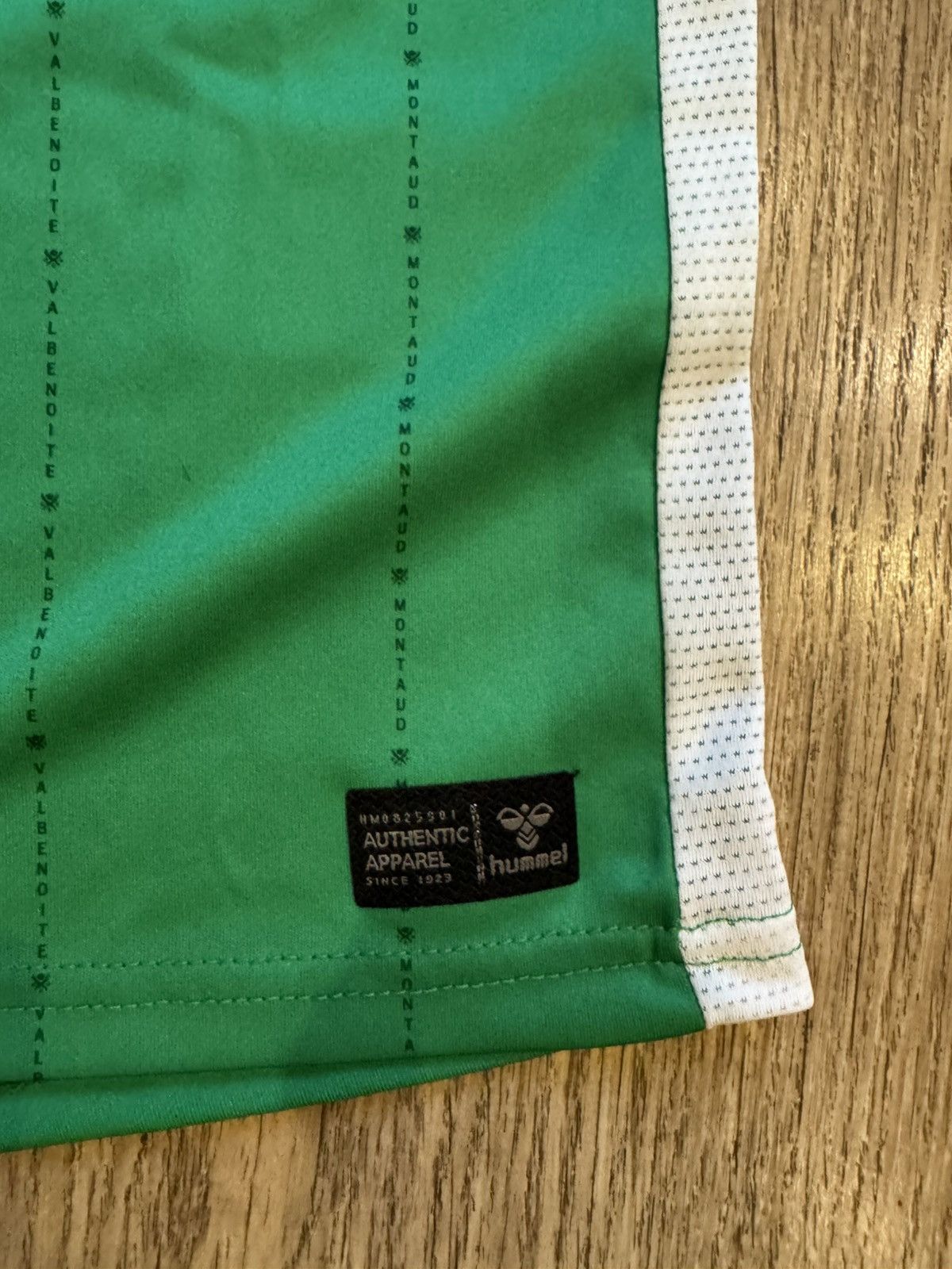 Hummel SAINT ETIENNE 2024-25 HUMMEL HOME SHIRT FOOTBALL JERSEY SZ S Size US S / EU 44-46 / 1 - 4 Thumbnail
