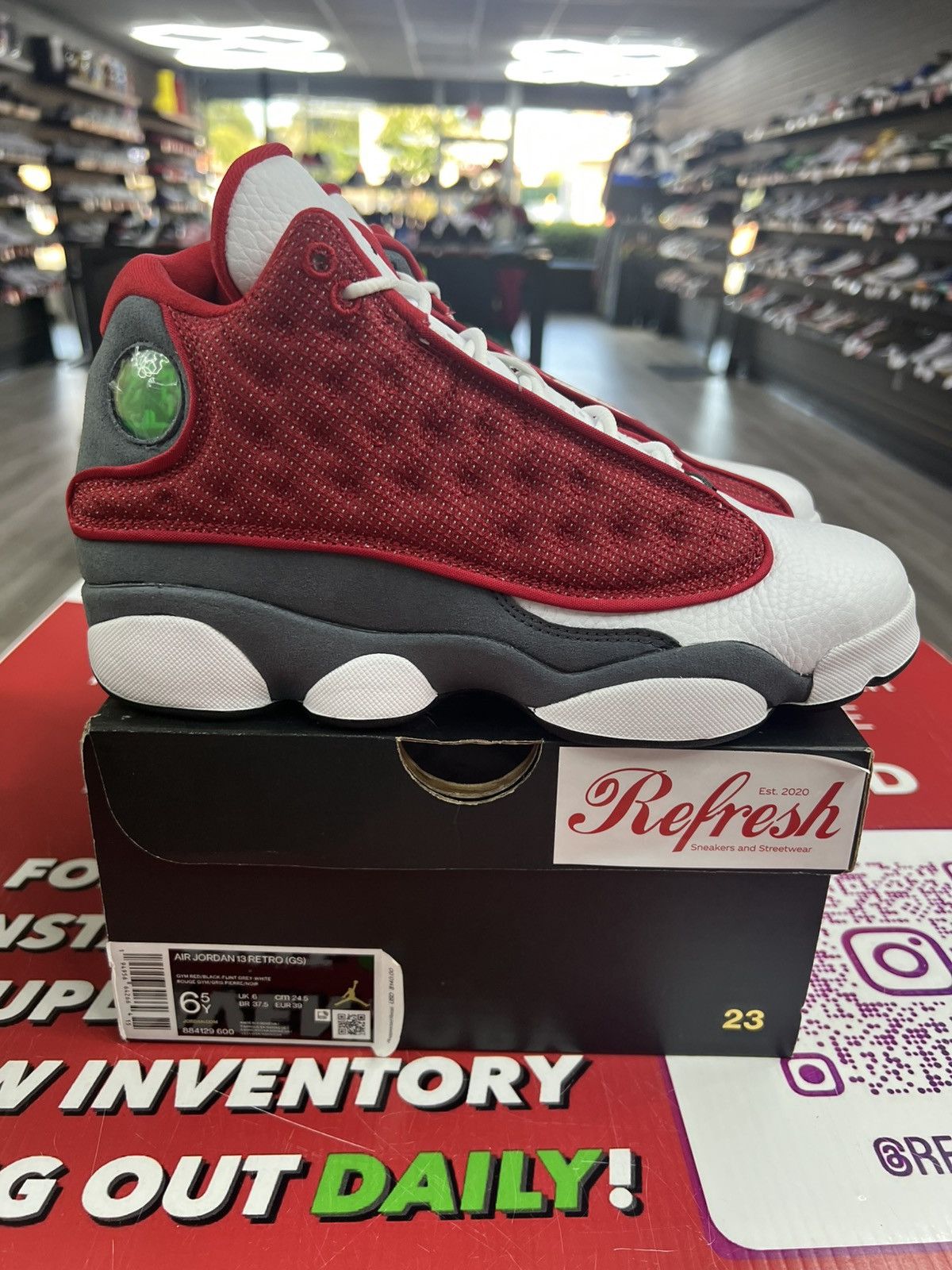 Jordan Brand Air Jordan 13 Red Flint Size 6.5y Size US 6.5 / EU 39-40 - 1 Thumbnail