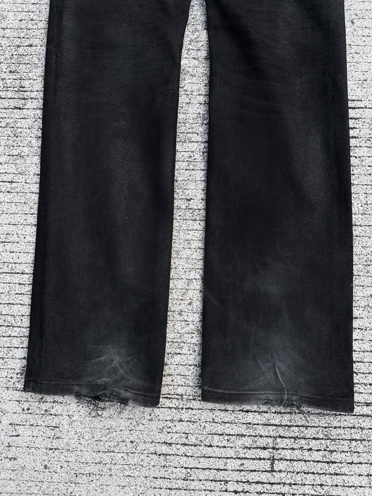 Helmut Lang Helmut Lang 1999 Coated Black Waxed Denim Classic Cut Size US 31 - 16 Thumbnail
