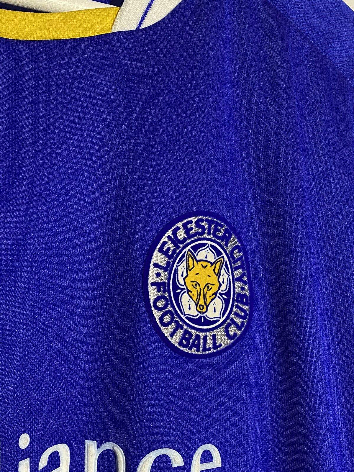Vintage Vintage JJB Leicester City 2005/06 Home Football Shirt y2k Size US L / EU 52-54 / 3 - 5 Thumbnail