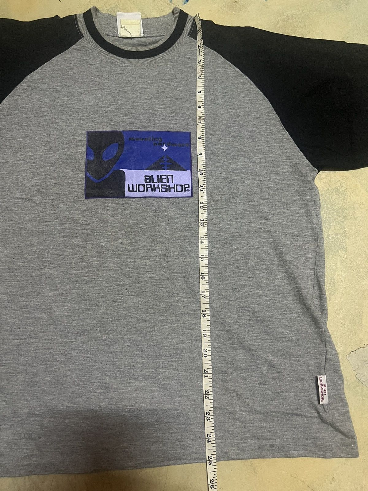 Alien Workshop × Vintage Vintage Alien Workshop Skateboard T-Shirts Size US L / EU 52-54 / 3 - 8 Thumbnail