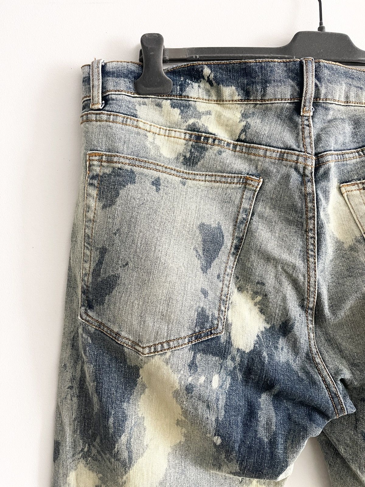 Designer STEAL! MNML Crazy Paint Denim Jeans (size 38) Size US 38 / EU 54 - 9 Thumbnail