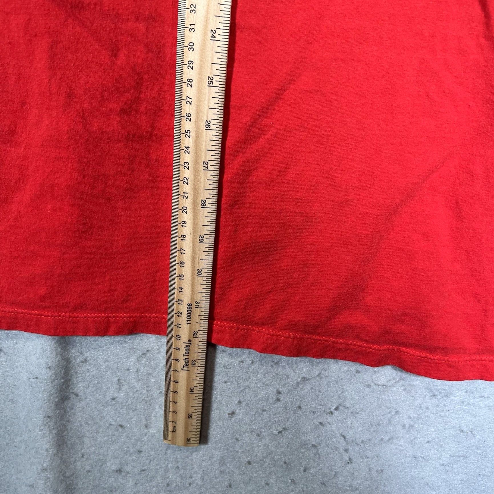 Vintage VINTAGE A1 Looney Tunes Tweety Bird Supercool V Neck Sleep Shirt Womens Small Shirt Womens Small Red Bird 8/10 Size S / US 4 / IT 40 - 3 Thumbnail
