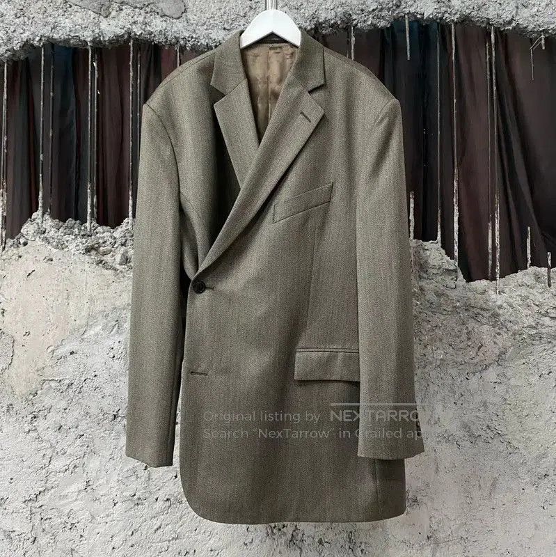 Martine Rose Martine Rose Coffee Long Sleeve Outerwear . Size US S / EU 44-46 / 1 - 1 Thumbnail