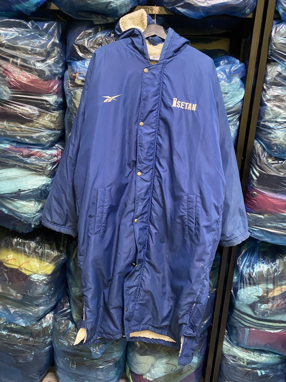 Japanese Brand × Reebok VINTAGE REEBOK X ISETAN STADIUM PARKA JACKET Size US XL / EU 56 / 4 - 1 Thumbnail