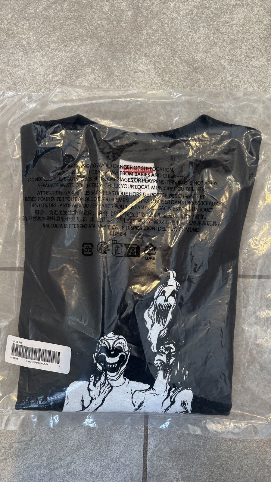 Supreme Supreme / Salem Tee Size US S / EU 44-46 / 1 - 1 Thumbnail