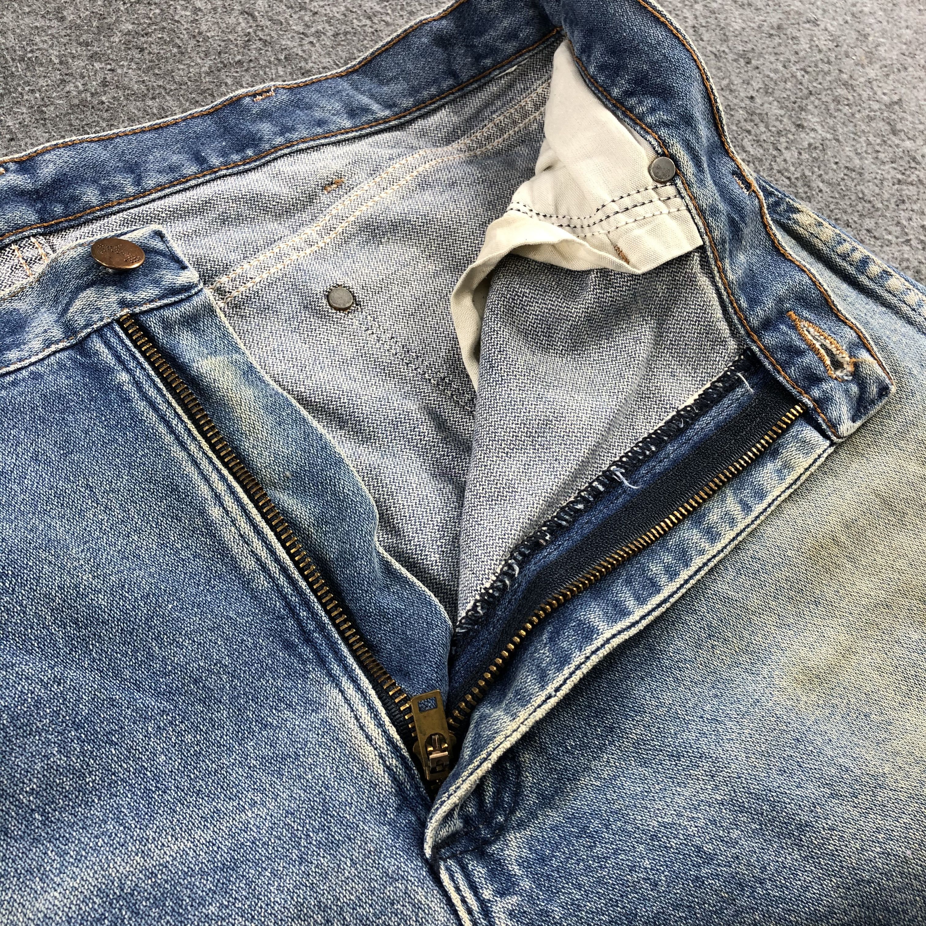 Vintage Vintage Blue Wash Wrangler Jeans-J1543 Size US 36 / EU 52 - 10 Thumbnail