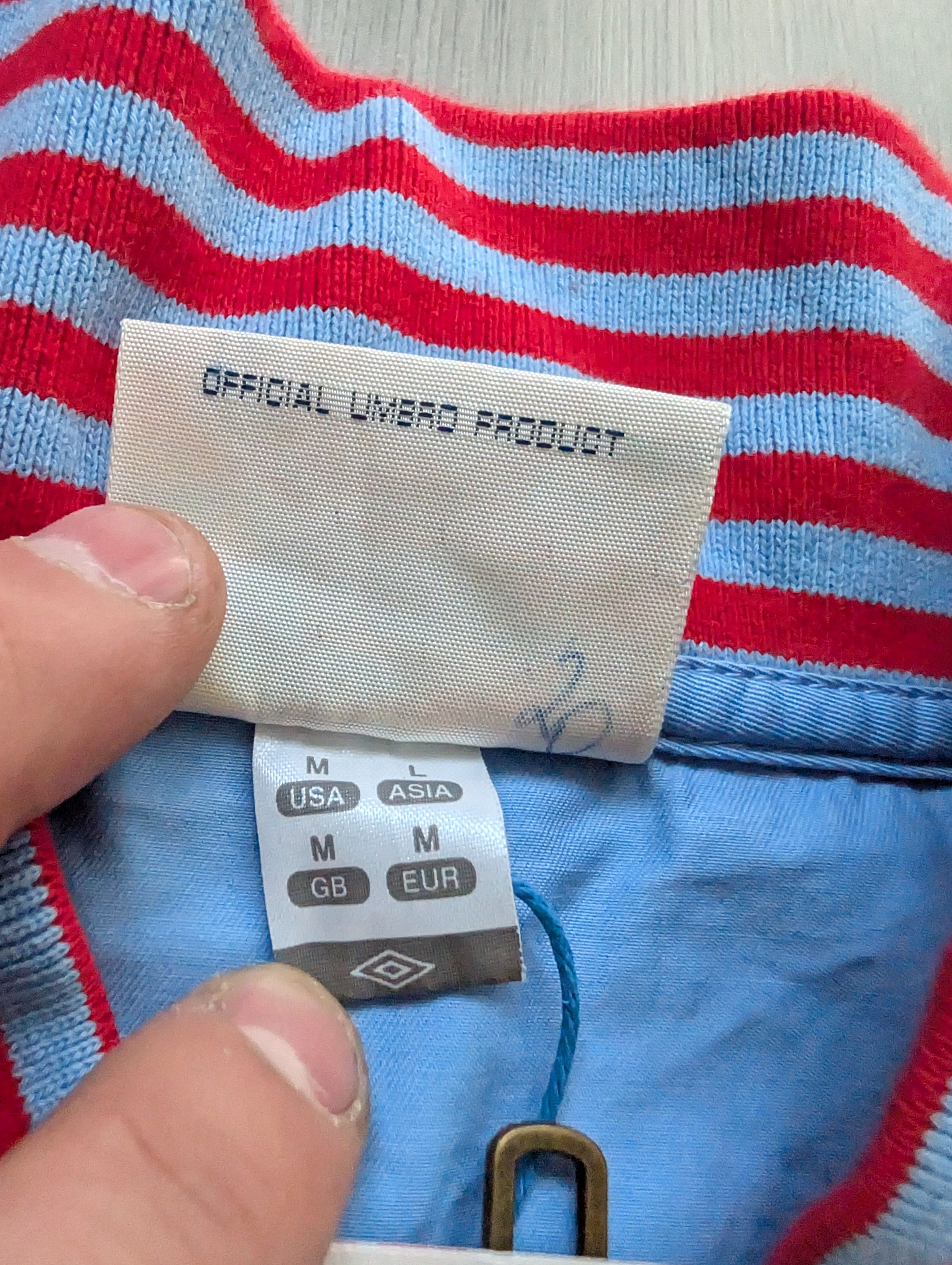 Umbro × Vintage Vintage Umbro England soccer jacket Size US M / EU 48-50 / 2 - 3 Thumbnail