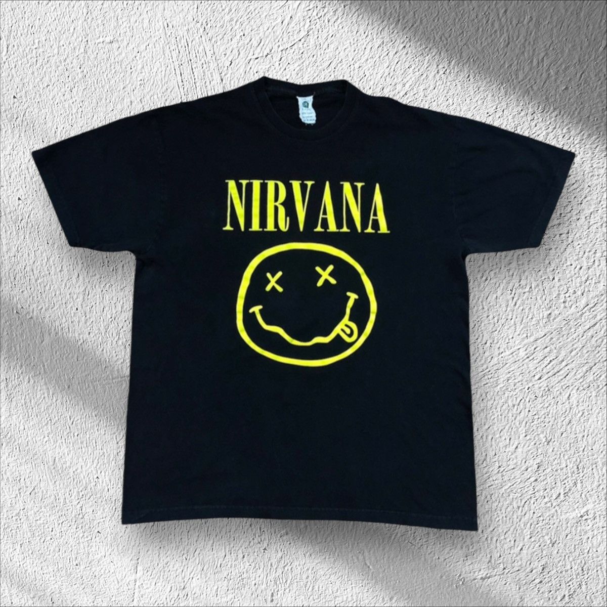 Vintage Nirvana Nevermind Smiley Shirt Black Tee XL Size US XL / EU 56 / 4 - 1 Thumbnail