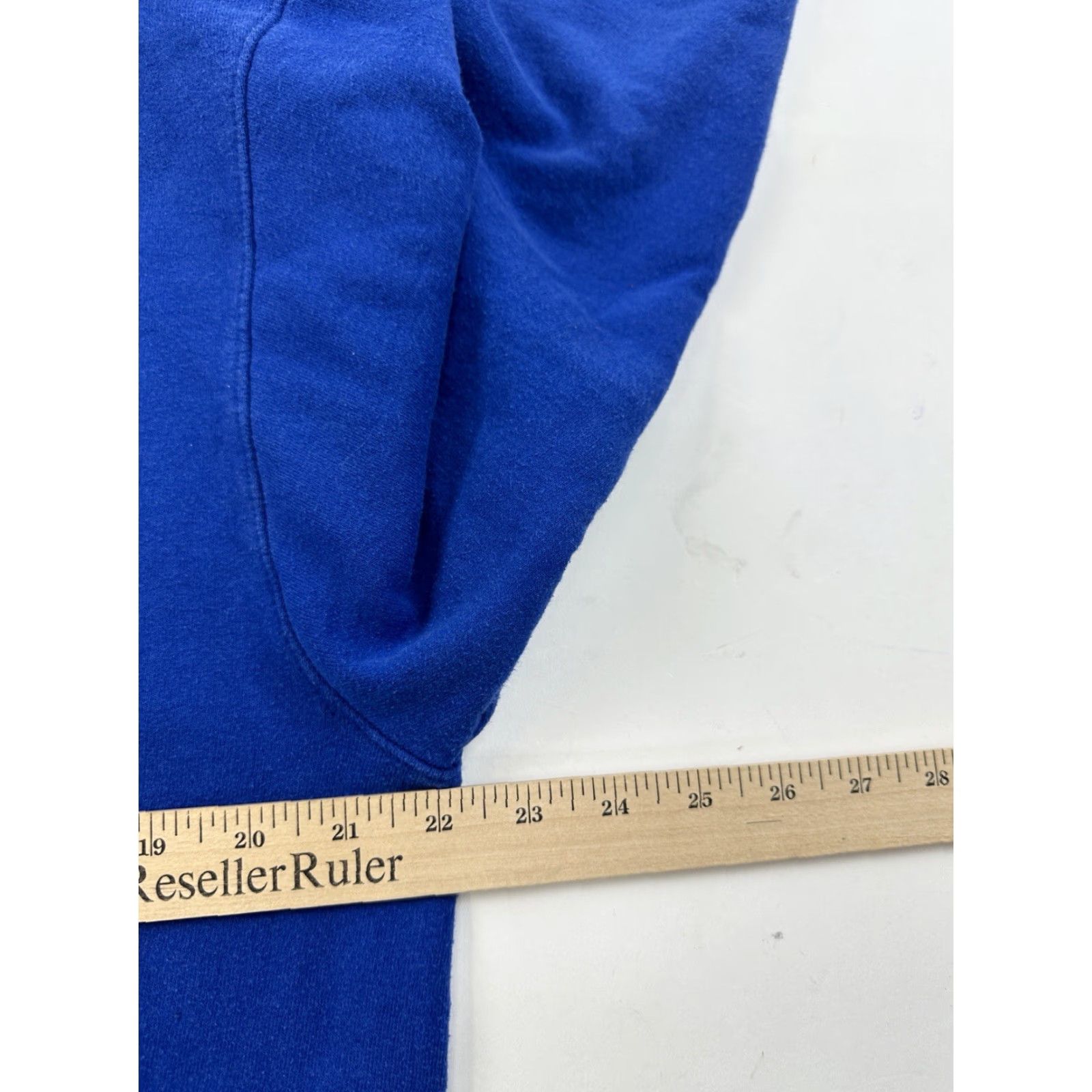 Champion CHAMPION Sweatshirt Mens Medium Blue Crew Neck Pullover Mini Logo Size US M / EU 48-50 / 2 - 6 Thumbnail