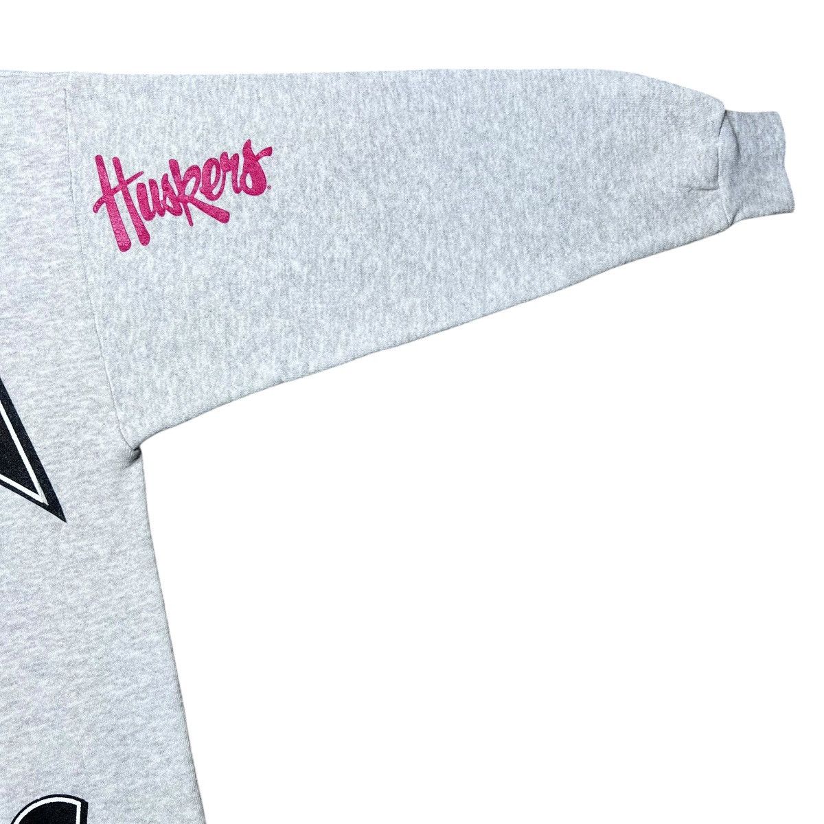 NCAA Vintage 1990s NCAA Nebraska Cornhuskers Spell Out Sweatshirt Size US L / EU 52-54 / 3 - 7 Thumbnail