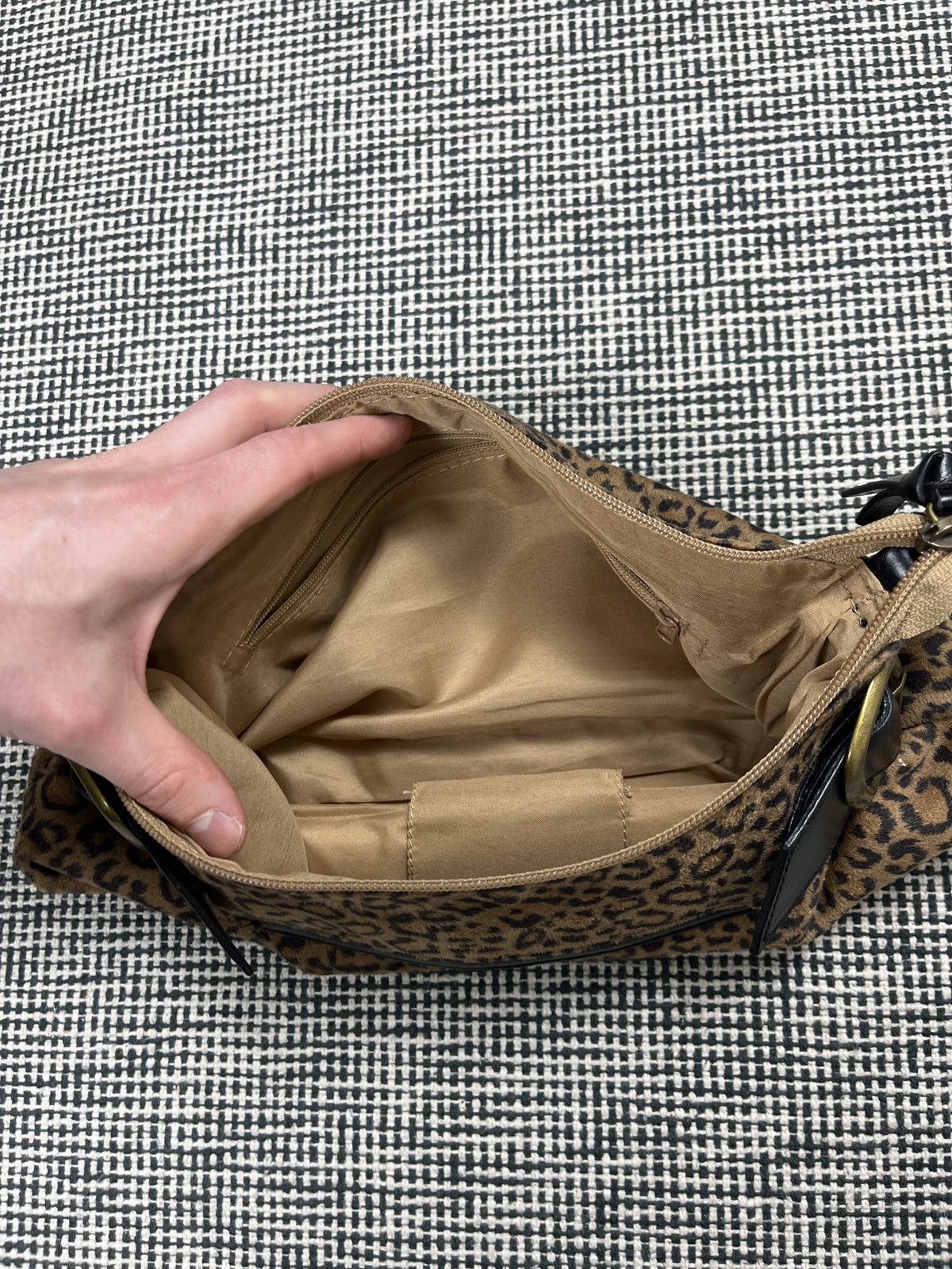 Japanese Brand y2k style harajuku panther mini baguette bag tiny cute Size ONE SIZE - 4 Thumbnail