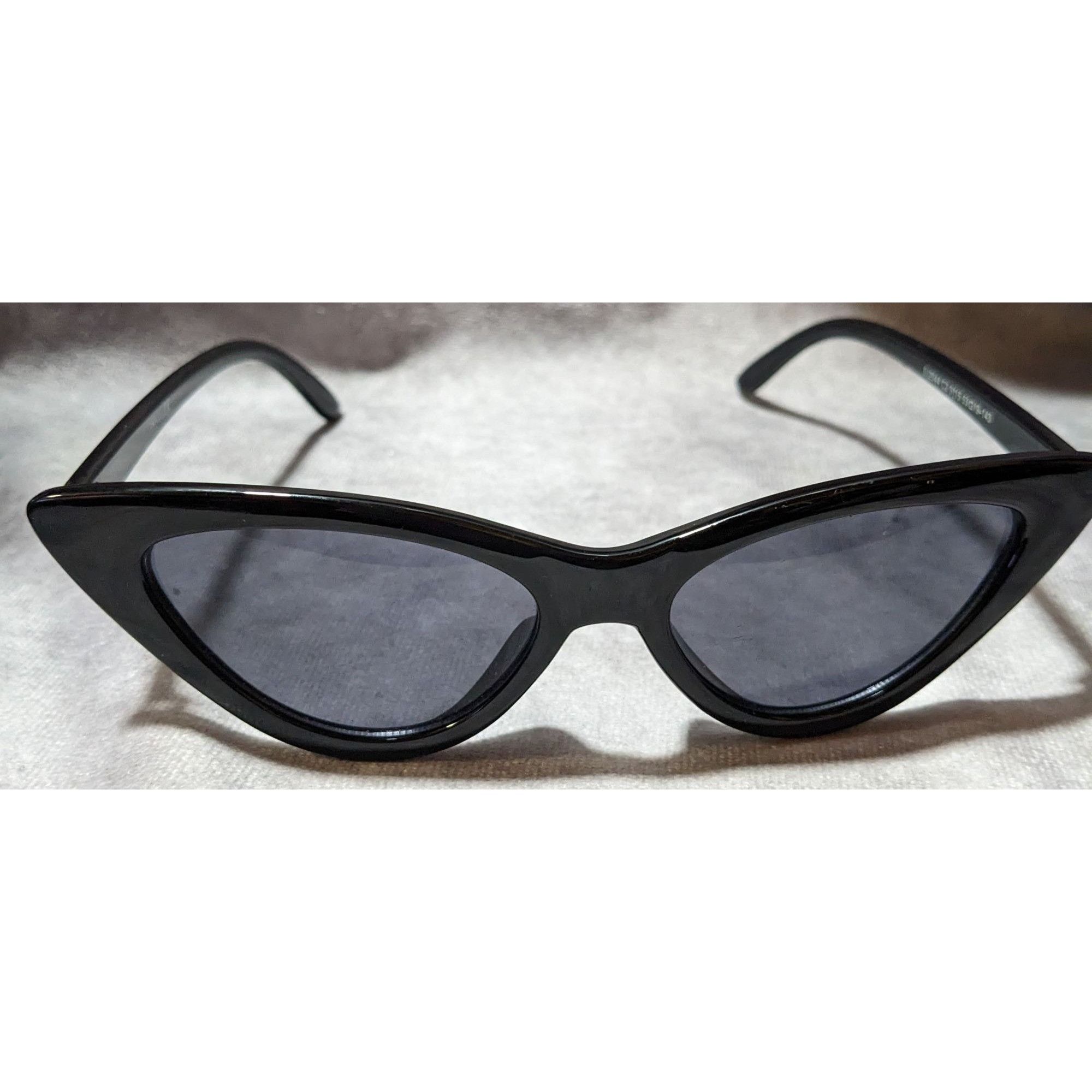 Other Sojos Gothic Vampire Slim Black Cateye Sunglasses Size ONE SIZE - 1 Thumbnail