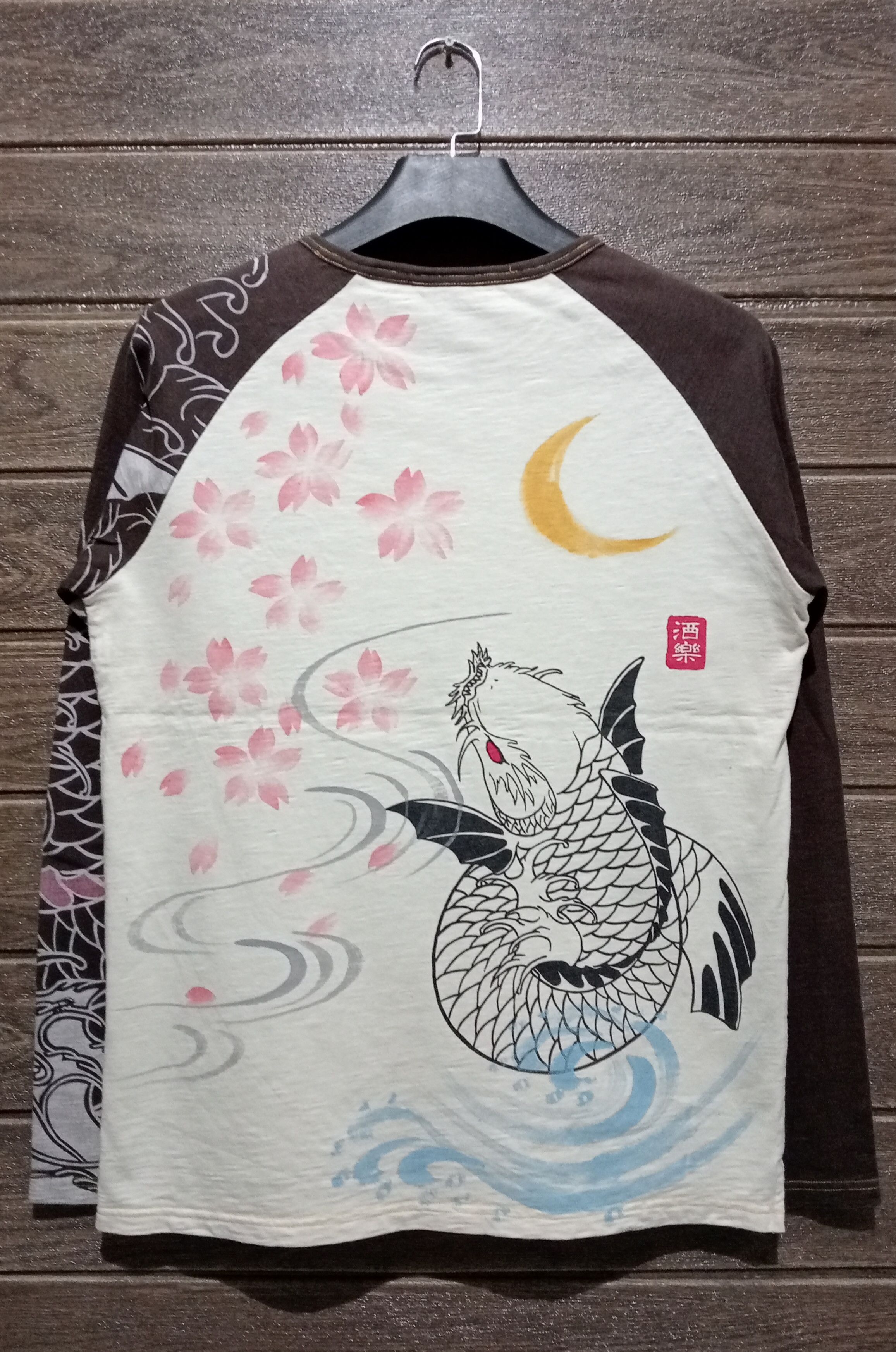 Japanese Brand Vintage Sharaku Art Japanese Carp Sukajan Long Sleeve Tshirt Size US L / EU 52-54 / 3 - 1 Thumbnail