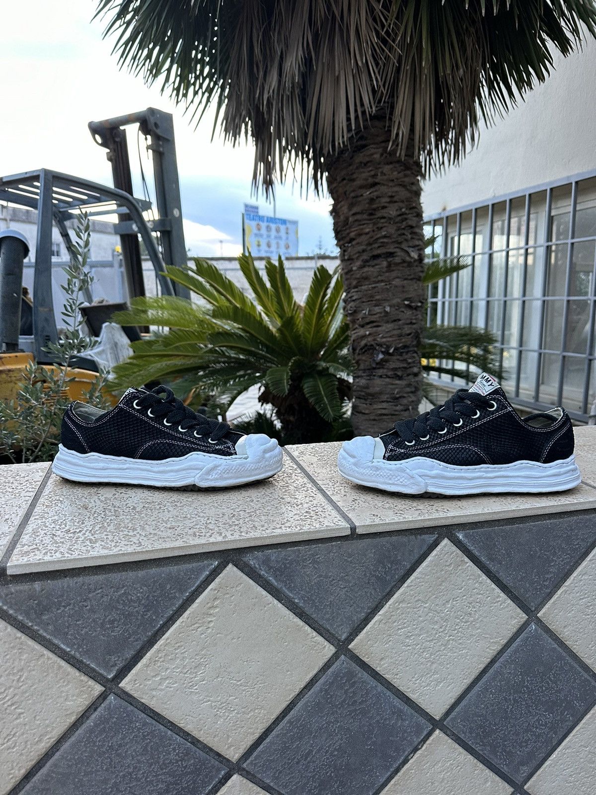 Maison MIHARA YASUHIRO Maison Mihara Yasuhiro Black Shoes Sneakers Size US 9 / EU 42 - 1 Thumbnail