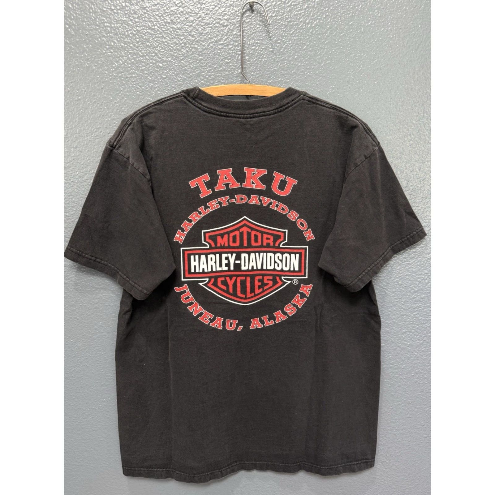 Harley Davidson VINTAGE Harley-Davidson Biker T-Shirt Large L Men Black Alaska 2002 Shirt Size US L / EU 52-54 / 3 - 4 Thumbnail